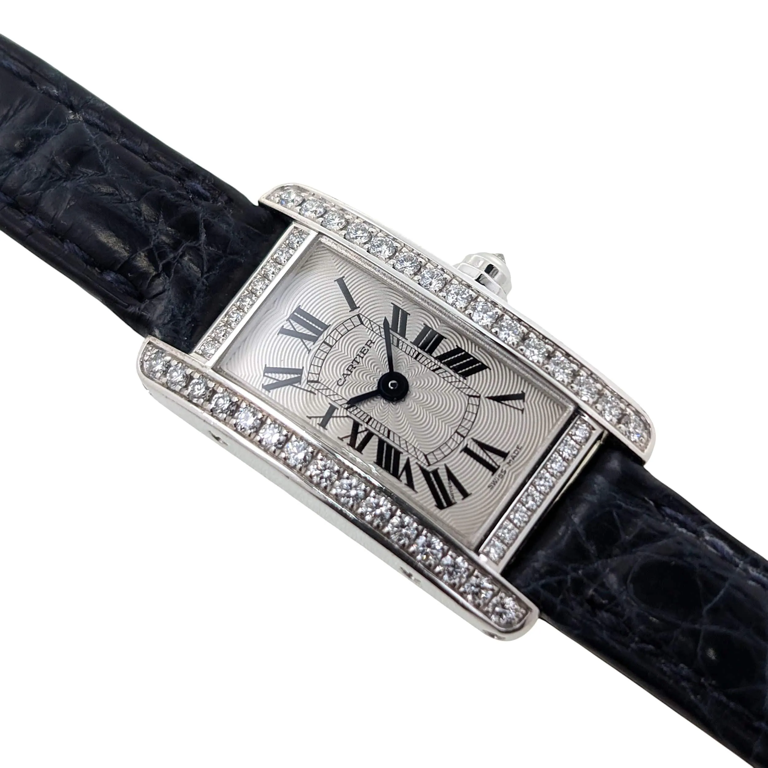 Cartier RARE Mini Tank Américaine en or blanc, lunette pavée de 47 diamants, cadran guilloché flinqué, boucle en or blanc 18 carats, boîte incluse sold by 58 Facettes product image thumbnail 5