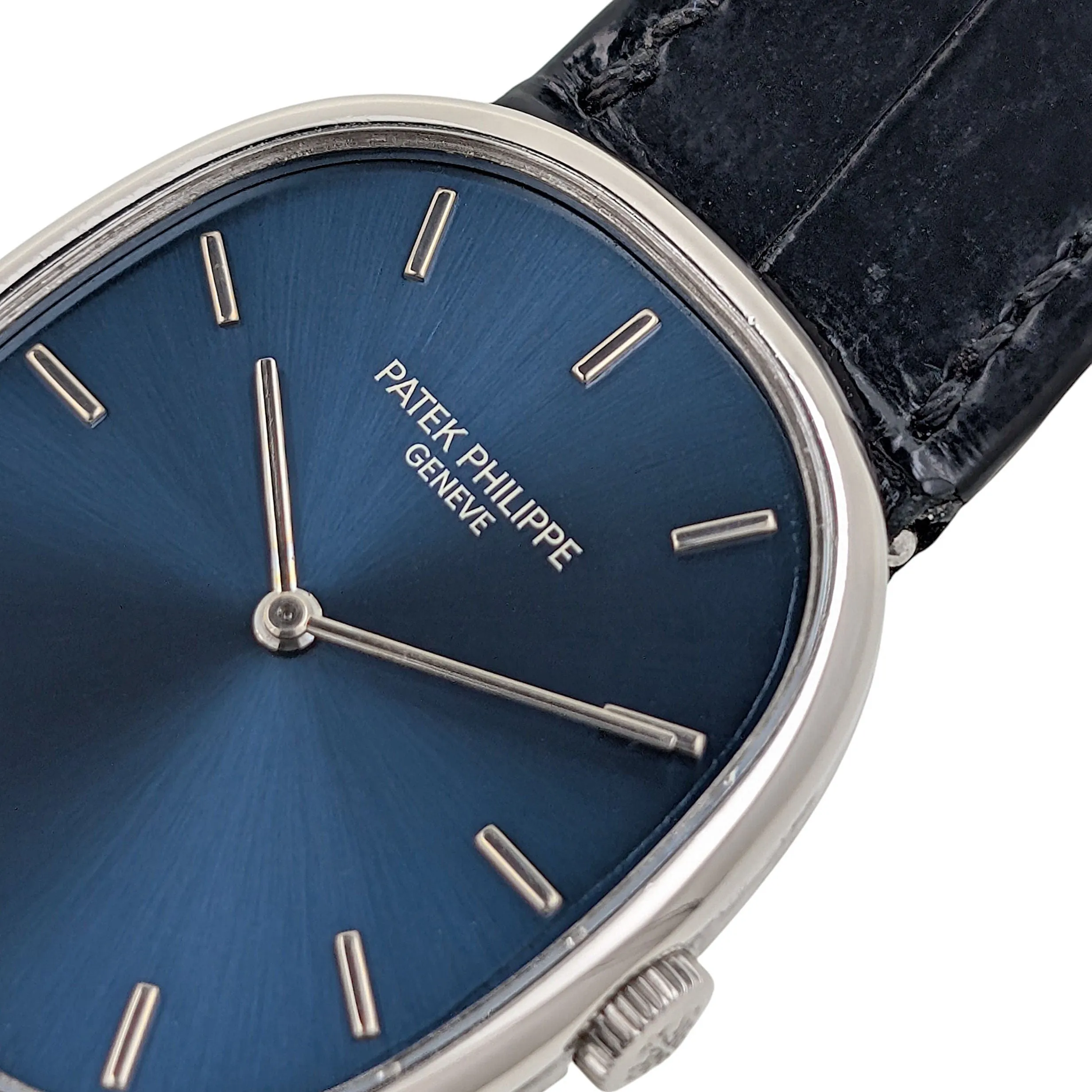 Patek Philippe Golden Ellipse 3848 RARE Or blanc 18 carats Circa 1990 Calibre 215 sold by 58 Facettes product image thumbnail 4