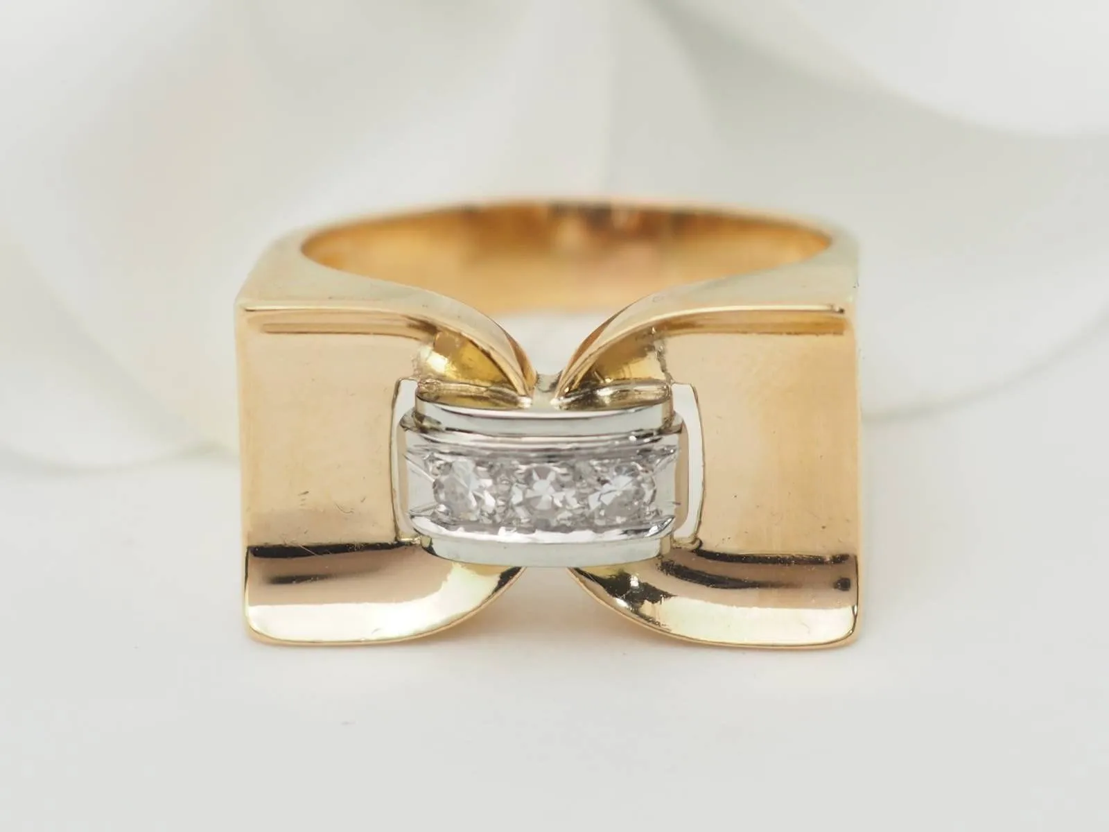 Bague Tank en or jaune et diamants sold by 58 Facettes product image thumbnail 2