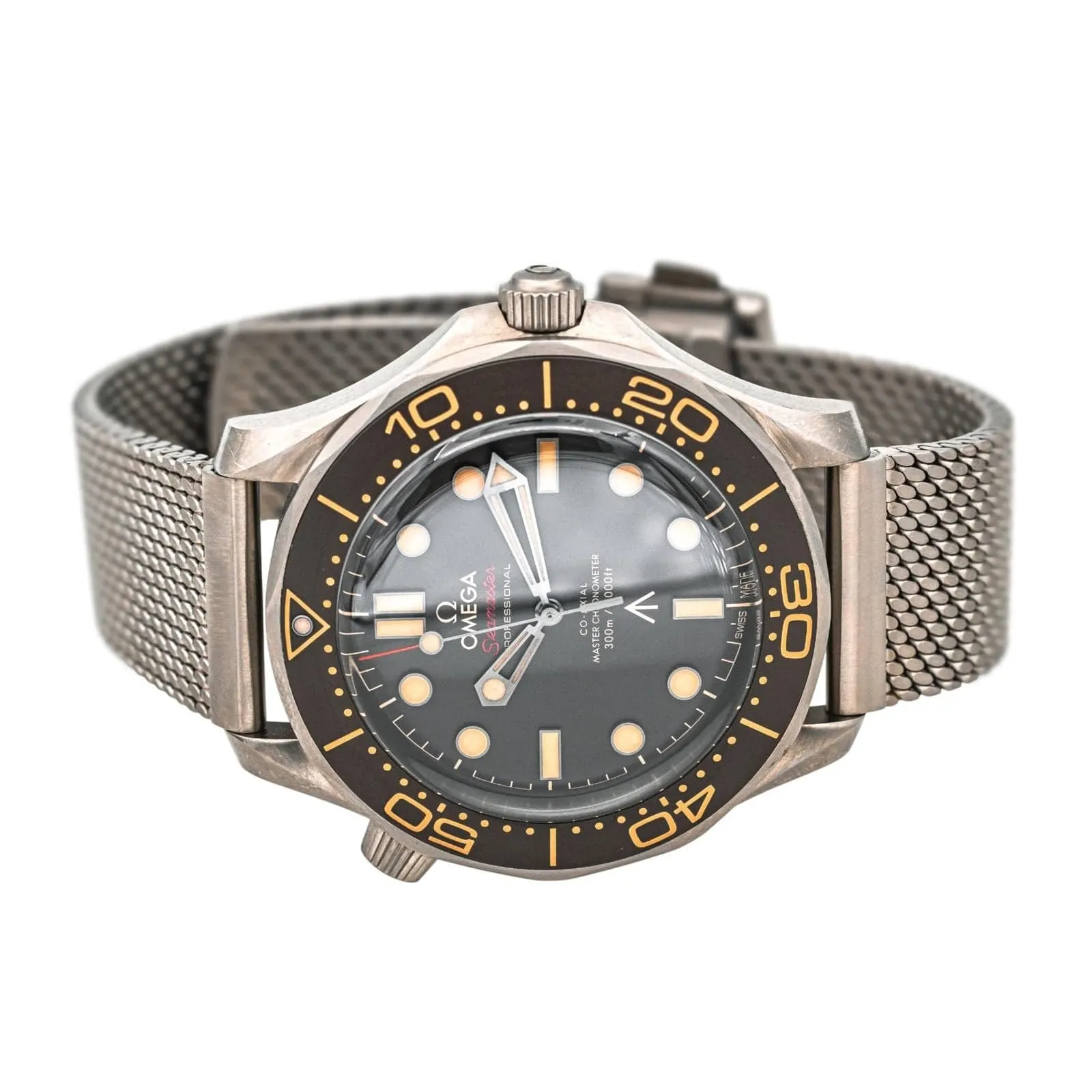 Omega Seamaster Diver 300M 007 - Montre en titane sold by 58 Facettes product image thumbnail 4