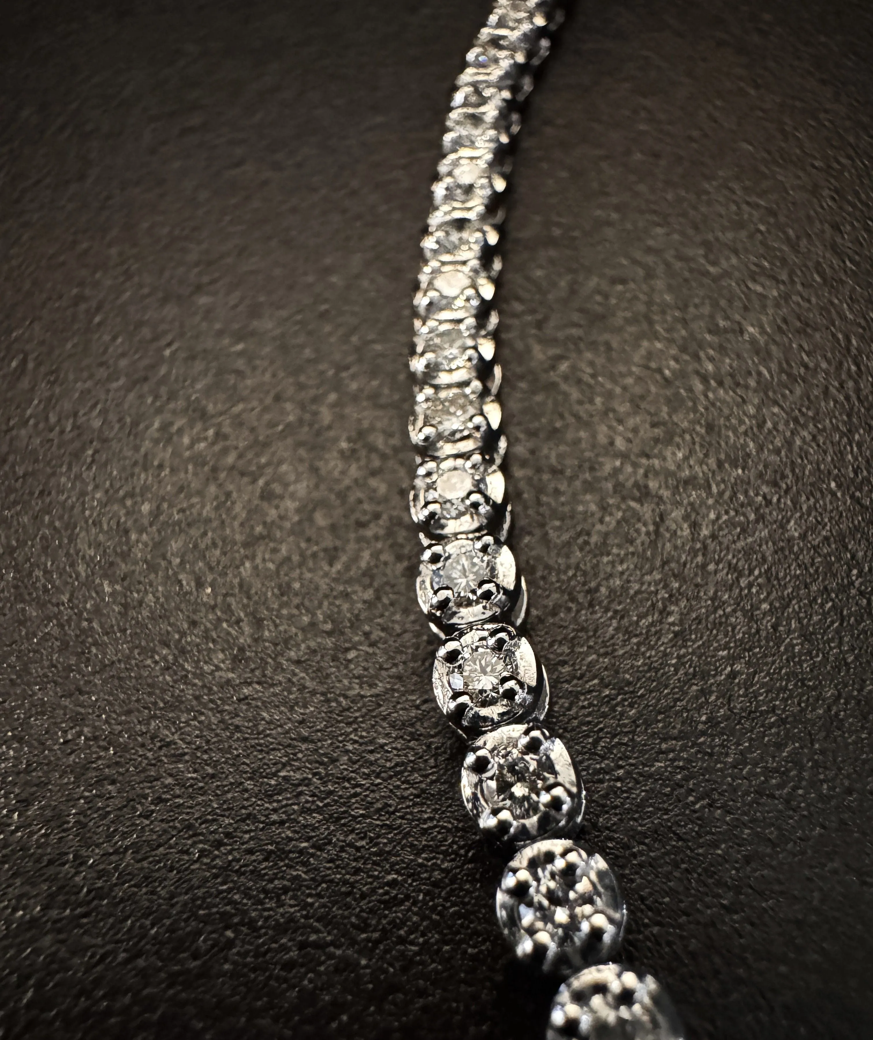 Bracelet de tennis avec diamants sold by 58 Facettes product image thumbnail 2