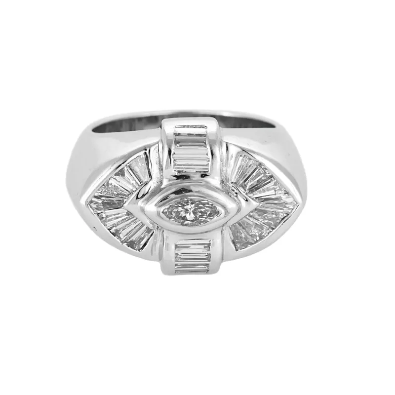 Bague or blanc et diamants sold by 58 Facettes