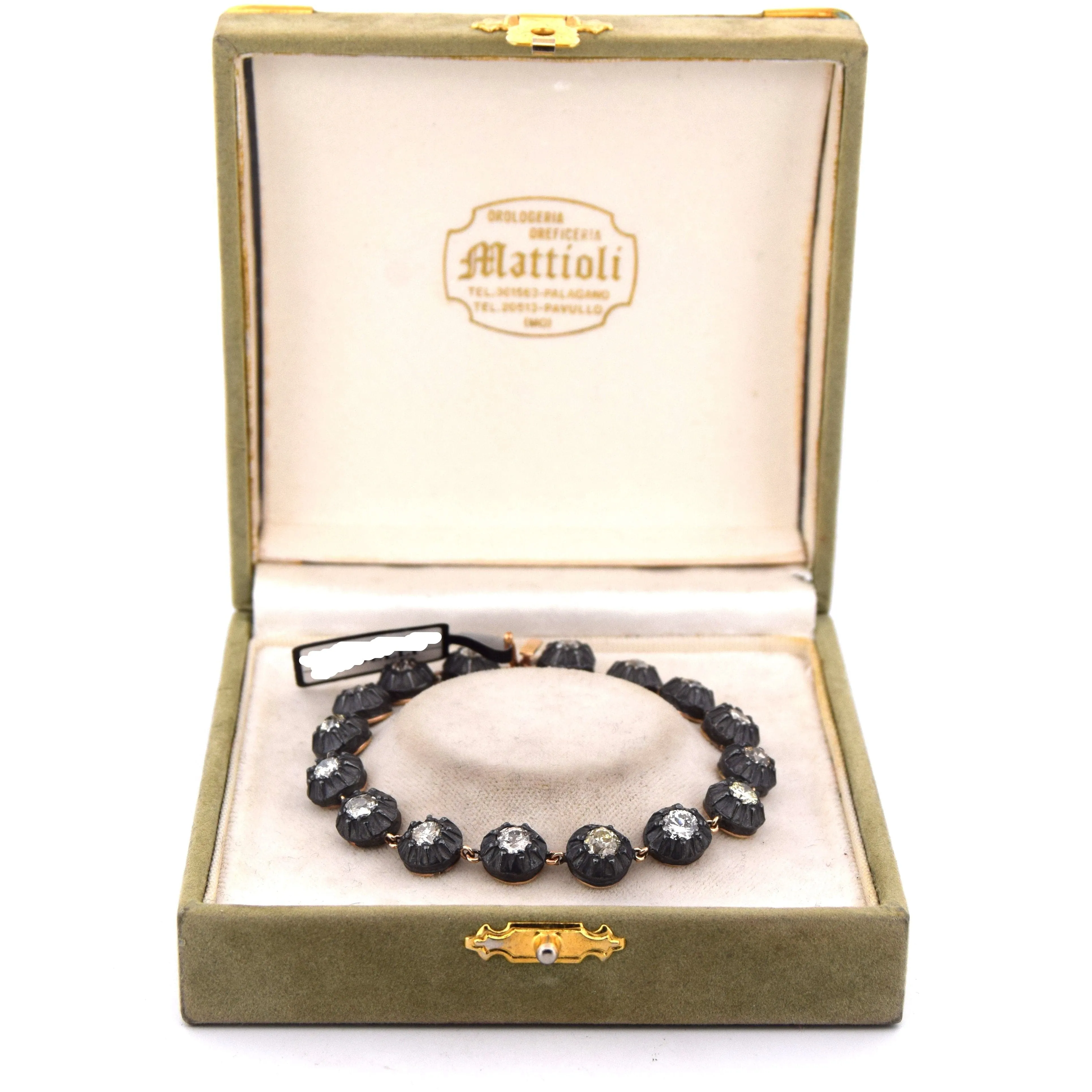 Bracelet ancien en or rose et argent avec diamants sold by 58 Facettes product image thumbnail 2