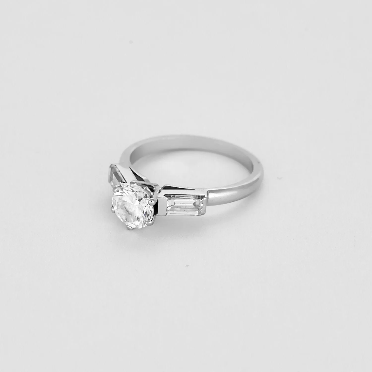 Solitaire en or blanc et diamants sold by 58 Facettes product image thumbnail 3