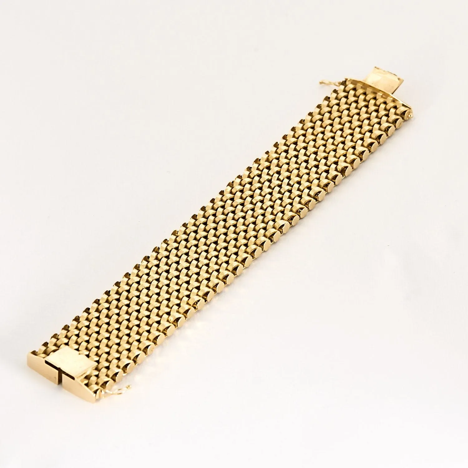 Bracelet en or jaune sold by 58 Facettes product image thumbnail 3