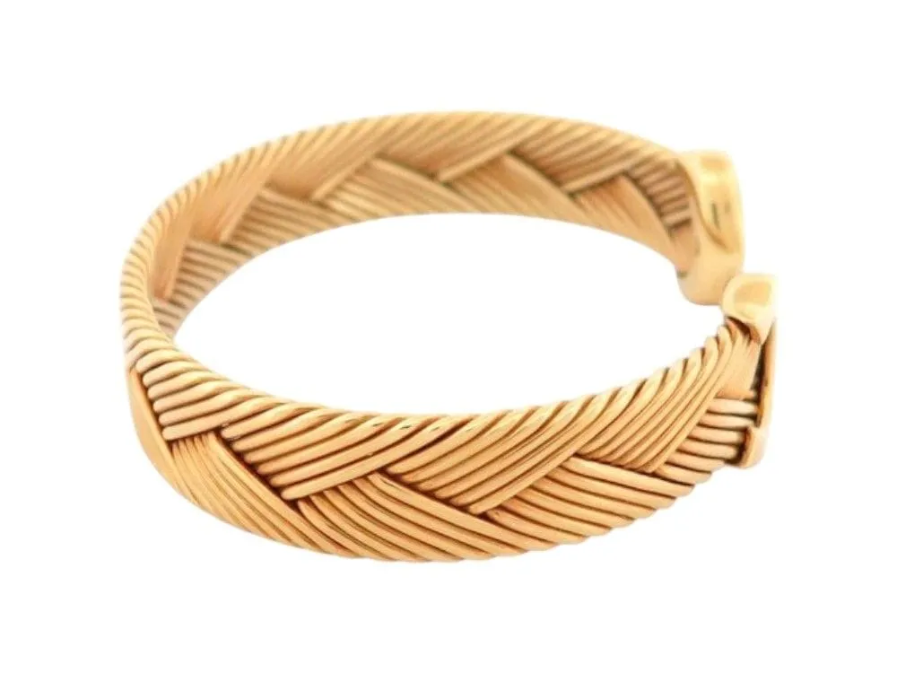vintage bracelet CARTIER double c tisse or jaune 18k jonc 33.5gr boite sold by 58 Facettes product image thumbnail 3