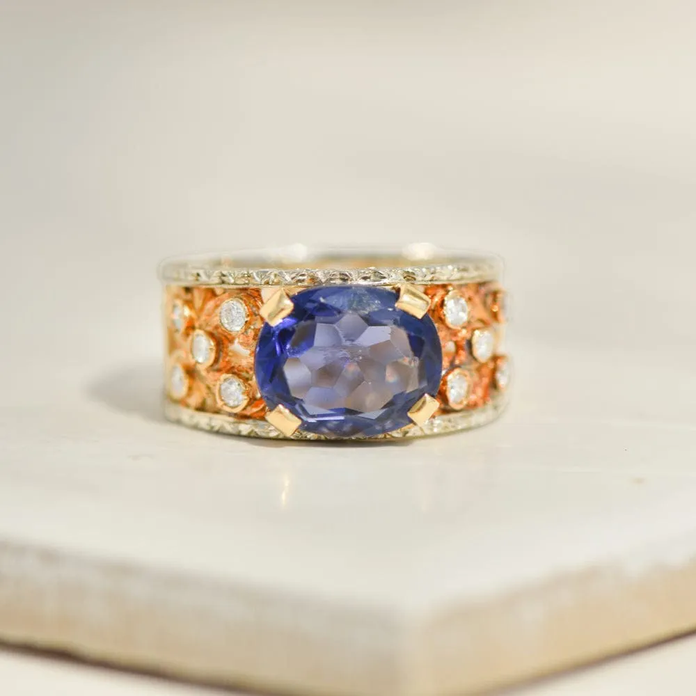 Bague cocktail exclusive en or jaune et blanc 18 carats, ornée de tanzanite et de diamants – un pur chef-d'œuvre d'orfèvrerie sold by 58 Facettes product image thumbnail 5