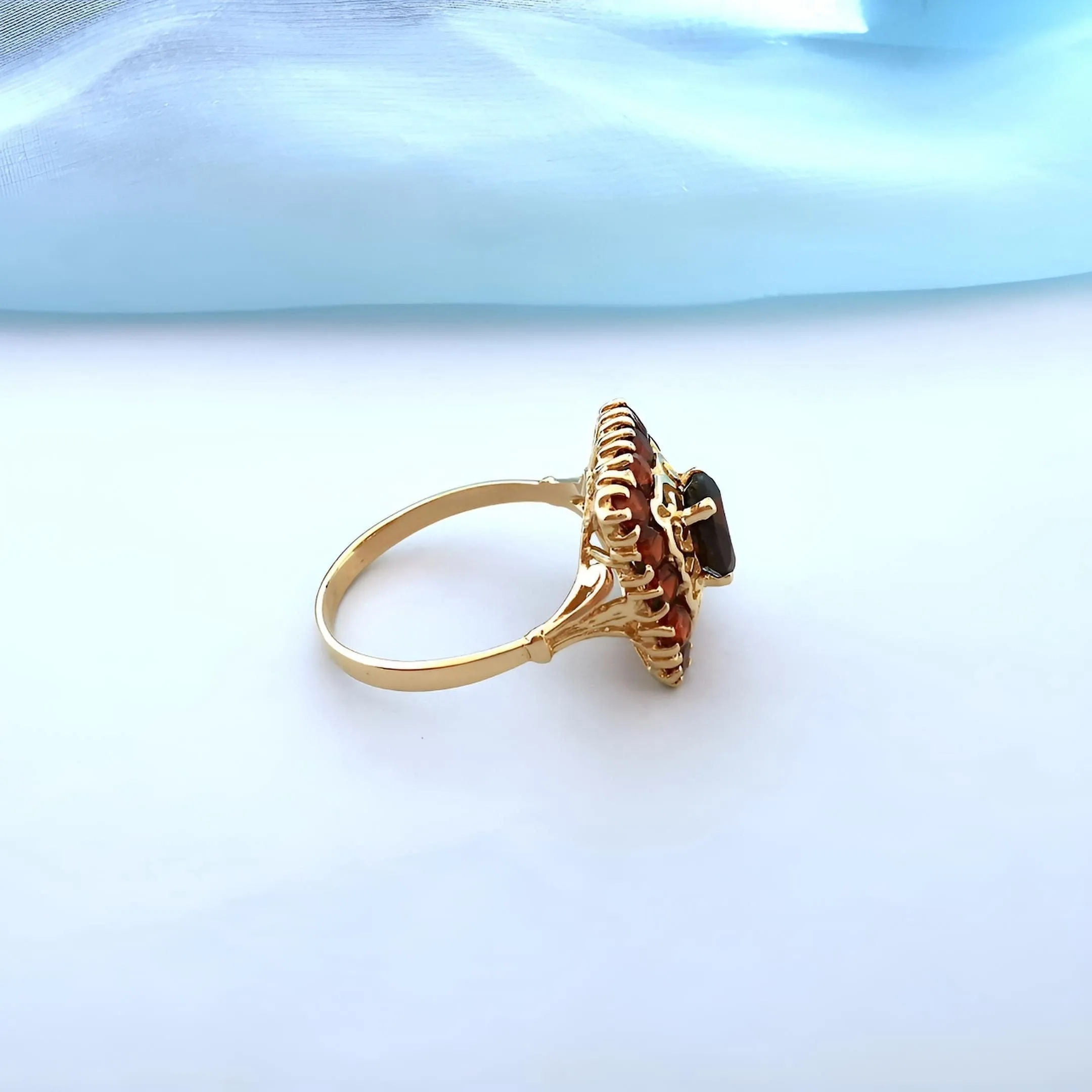 Bague or jaune grenats sold by 58 Facettes product image thumbnail 4