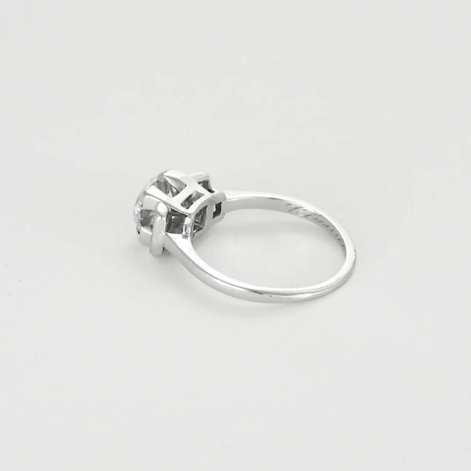 Bague solitaire en Platine et diamants sold by 58 Facettes product image thumbnail 5