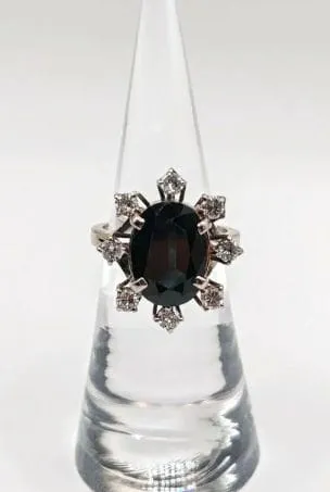 Bague Marguerite or gris ornée d'un saphir et de diamants sold by 58 Facettes product image thumbnail 3