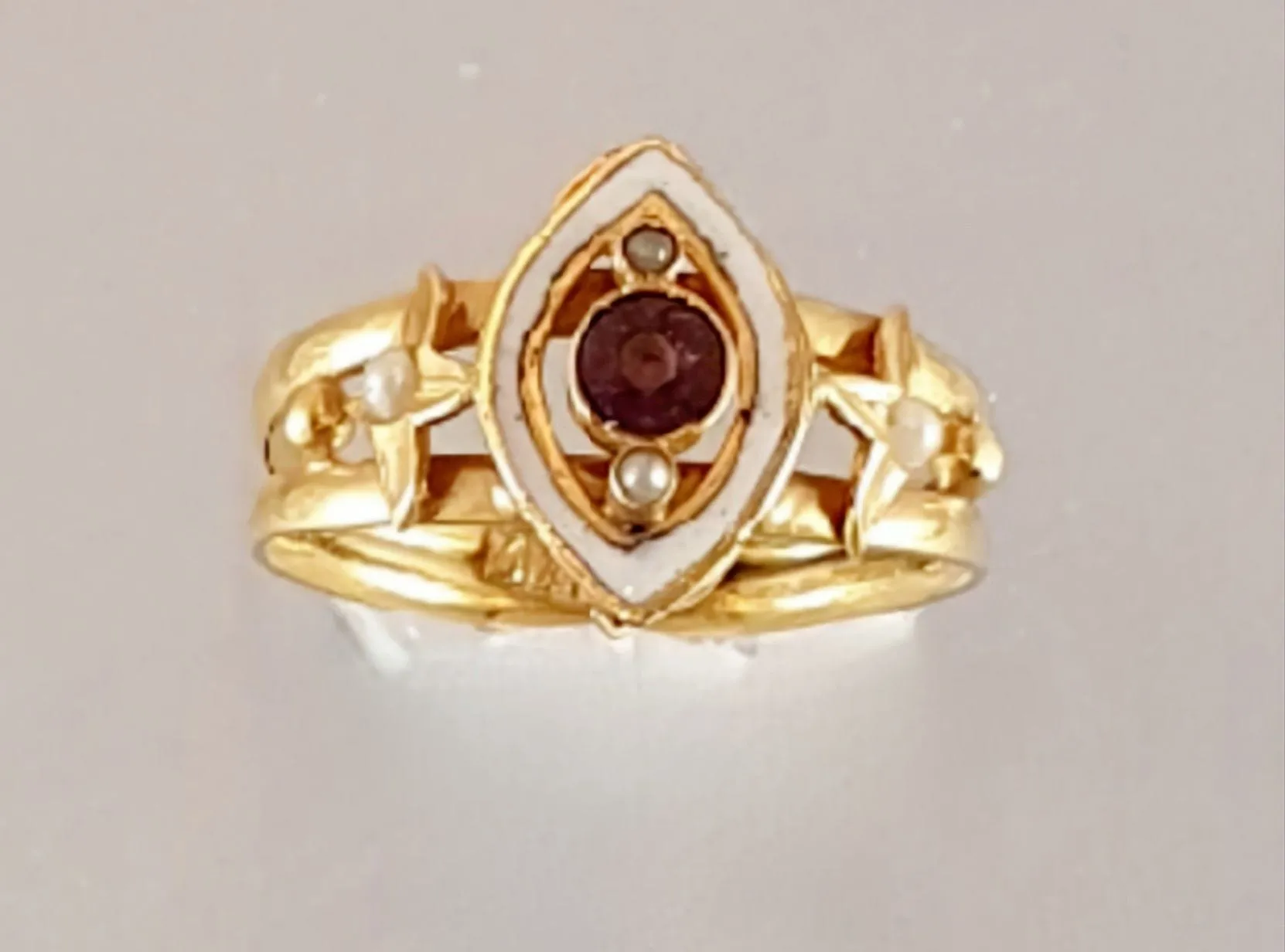 BAGUE ANCIENNE MARQUISE EMAIL AMETHYSTE PERLES sold by 58 Facettes product image thumbnail 5