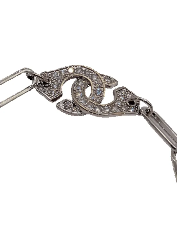 Dinh Van - Bracelet menottes XL en or blanc et diamants sold by 58 Facettes