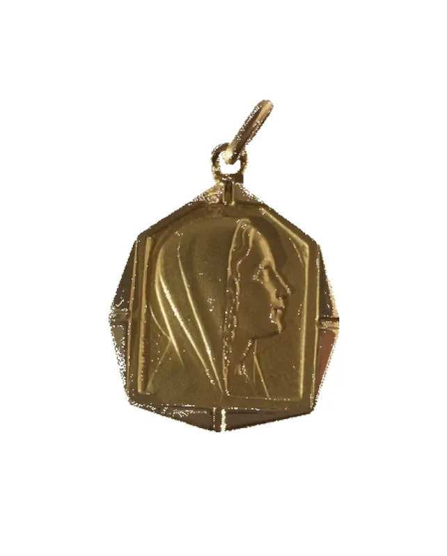 GRUN - Pendentif médaille Art déco Vierge Marie en or jaune et nacre made by 58 Facettes