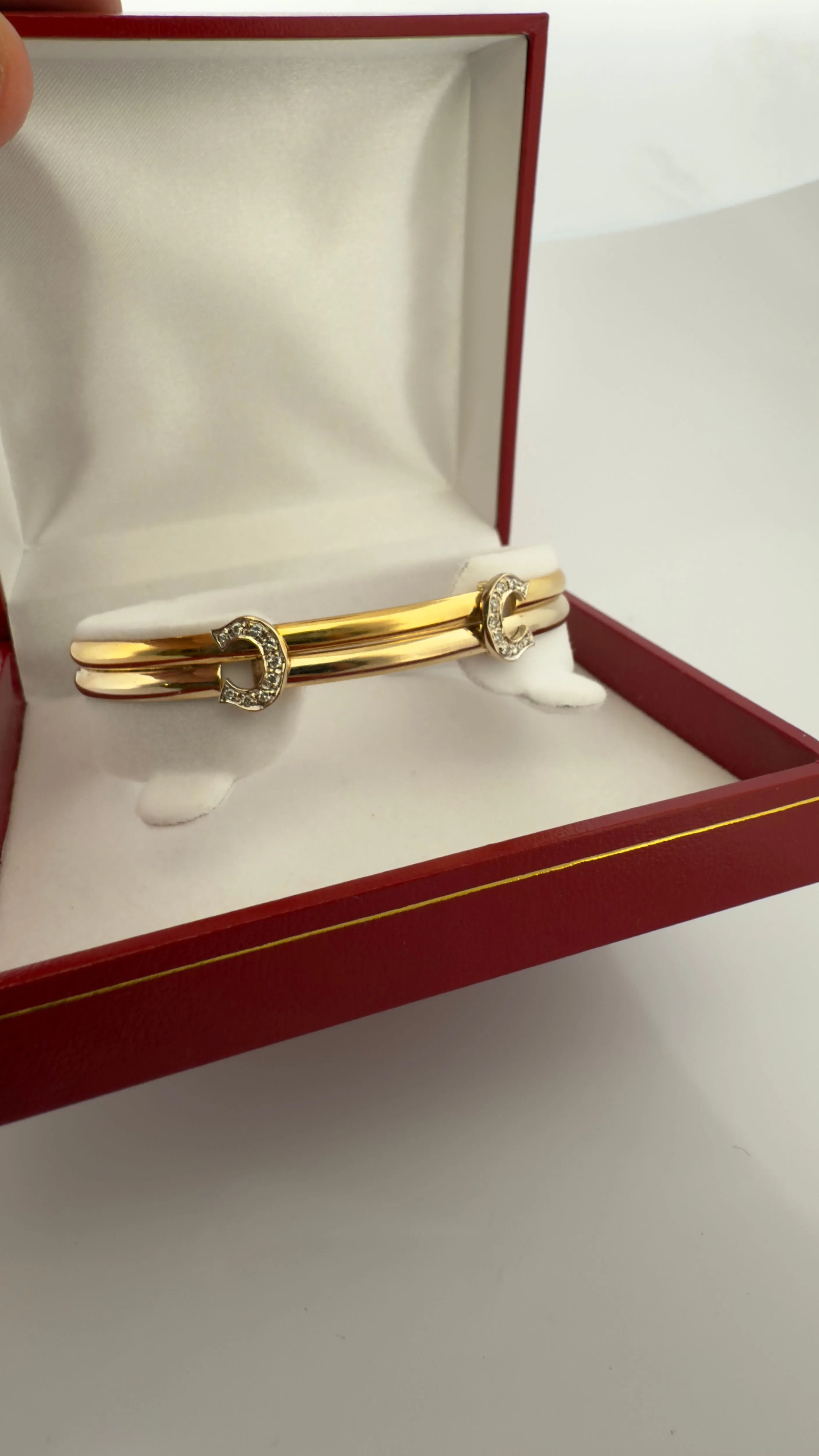 Bracelet jonc double C 2 ors et diamants sold by 58 Facettes product image thumbnail 4