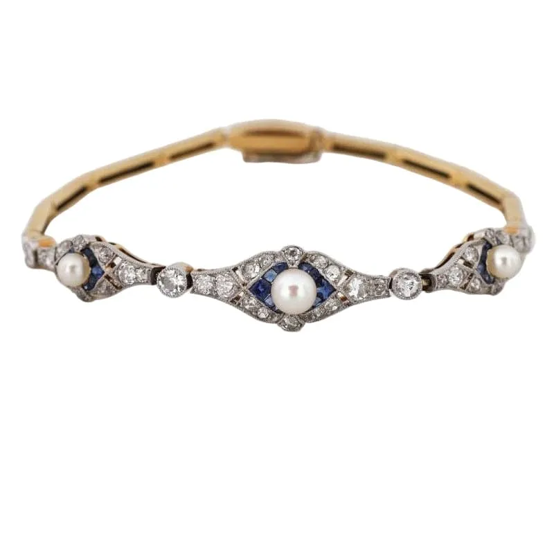 Bracelet Art Déco avec diamants, perles et saphirs synthétiques en or jaune et platine sold by 58 Facettes