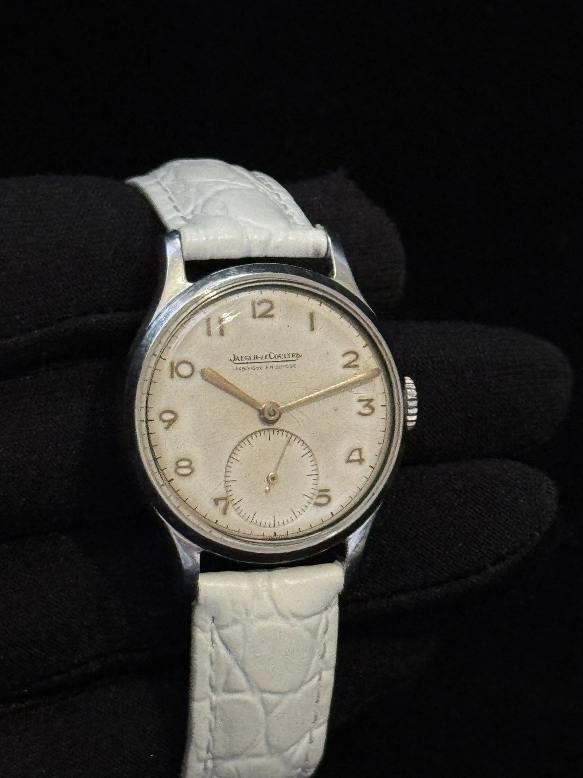 Jaeger-LeCoultre Calatrava - Montre mécanique vintage en acier (années 1940) sold by 58 Facettes product image thumbnail 3