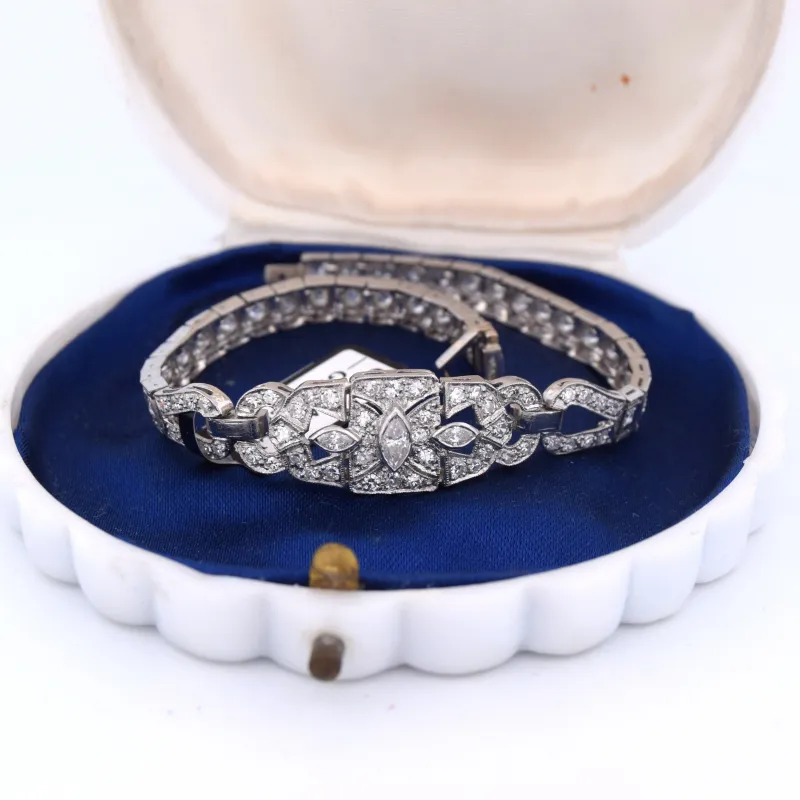 Bracciale decò en platine et diamants sold by 58 Facettes