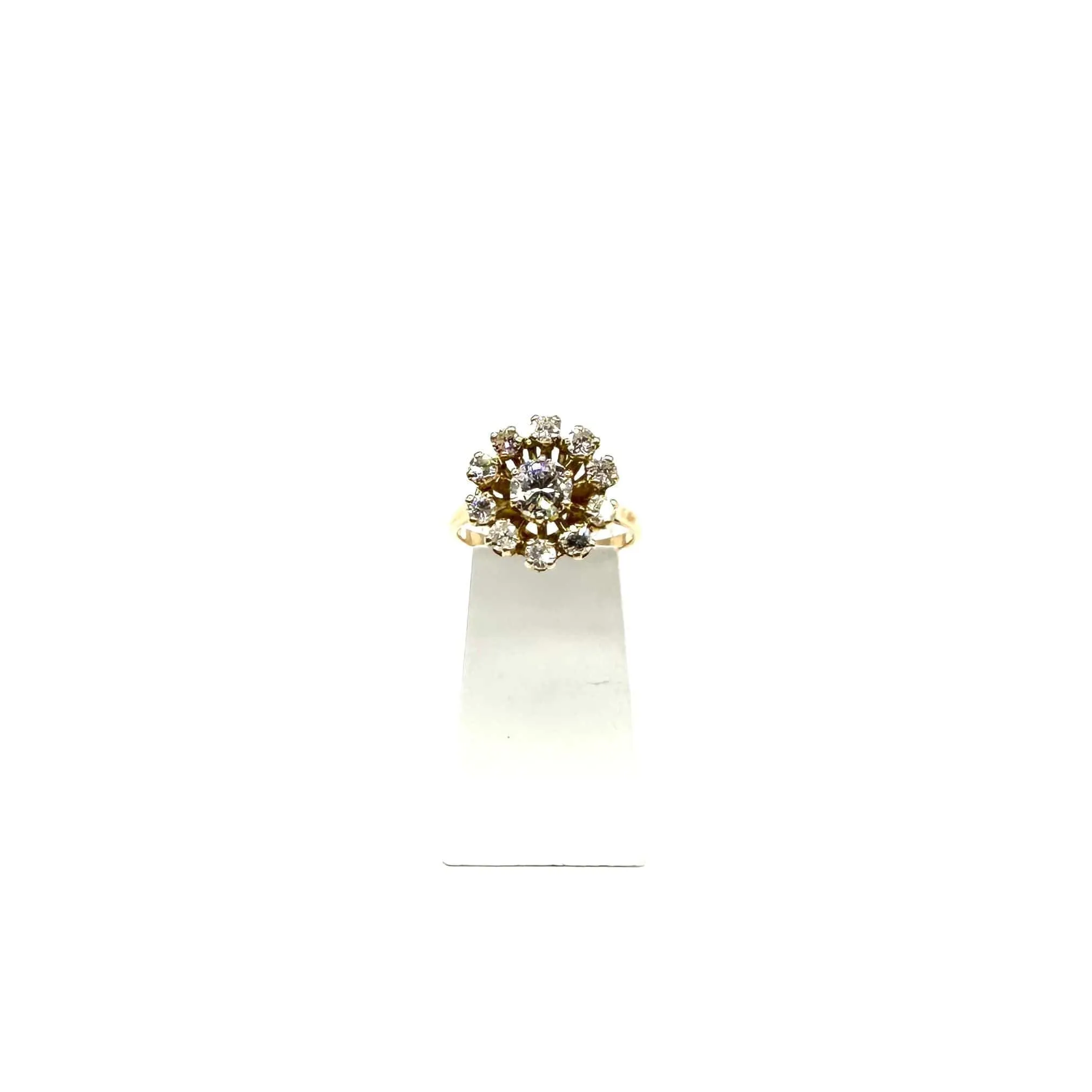 Bague entourage en or jaune 750 et diamants sold by 58 Facettes product image thumbnail 4