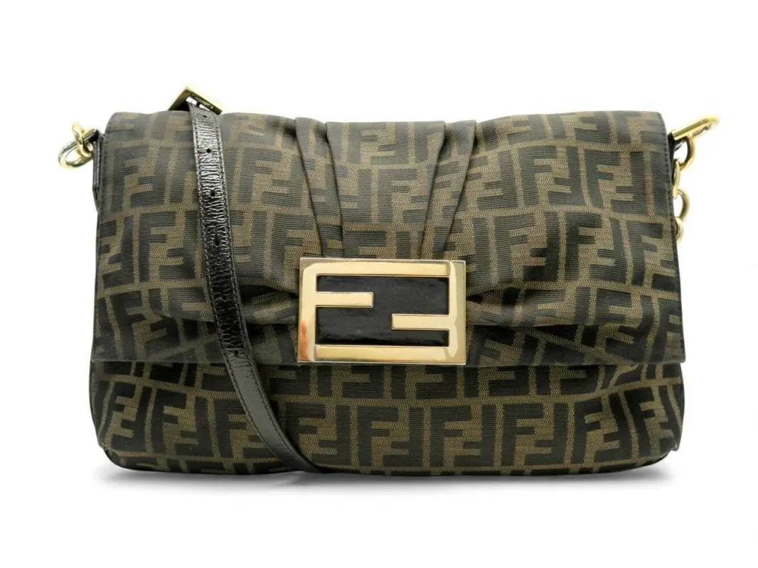 sac a main FENDI baguette 8bt163 toile logo monogramme zucca bandouliere made by 58 Facettes