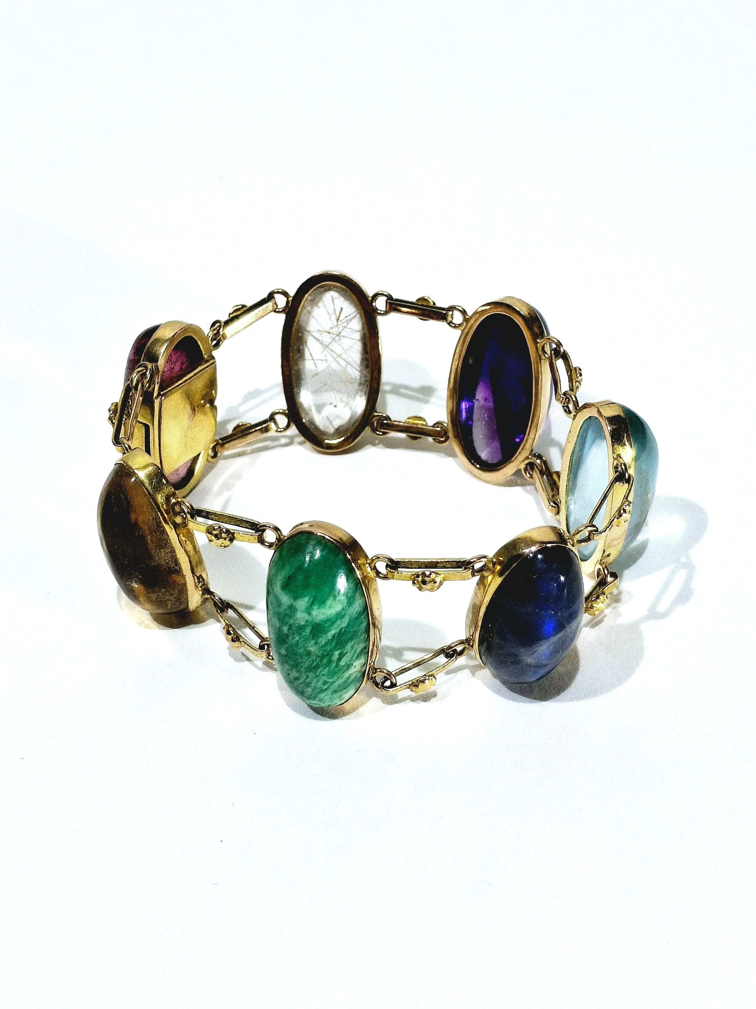 Bracelet en or et pierres sold by 58 Facettes