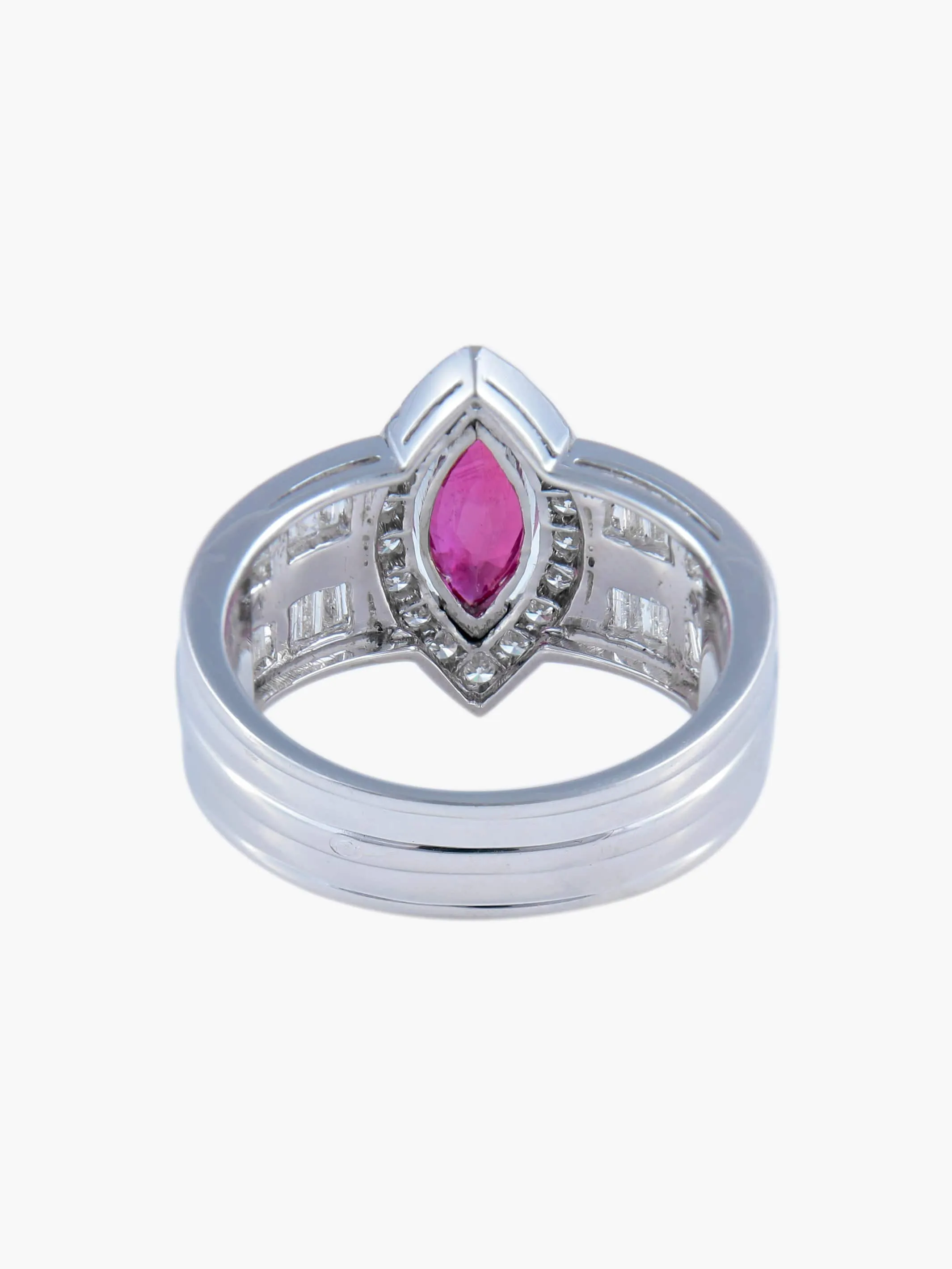 Bague marquise rubis et diamants en or blanc 750 sold by 58 Facettes product image thumbnail 5