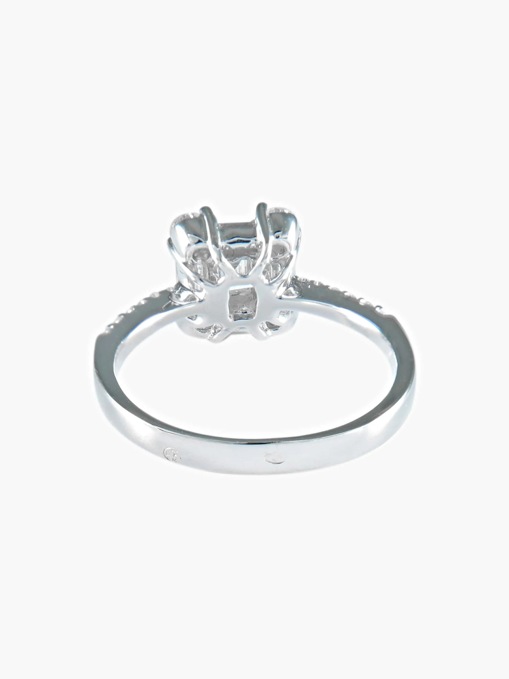 Bague en or blanc 750 avec diamants baguette et brillant sold by 58 Facettes product image thumbnail 5