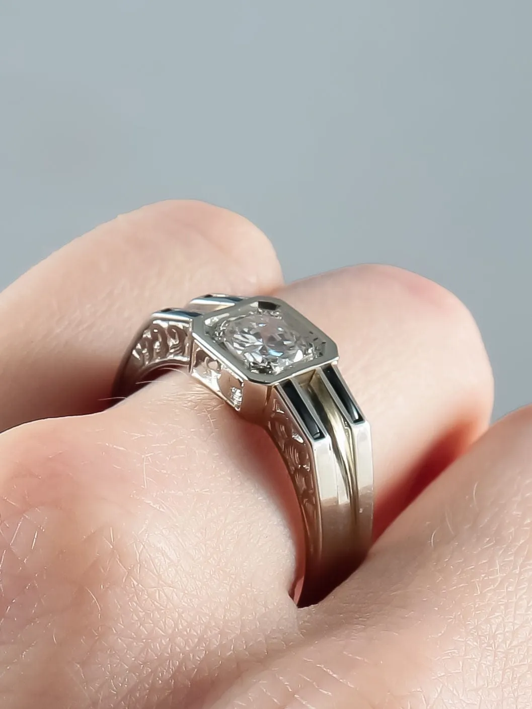 Bague solitaire en or blanc 750 avec diamant et saphirs sold by 58 Facettes product image thumbnail 2