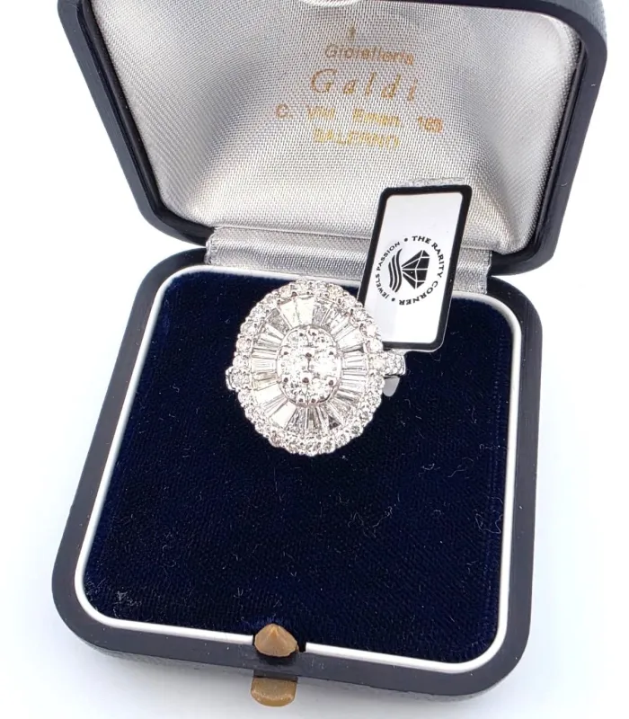 Bague en or blanc 18 carats sertie de diamants baguette et d'un diamant brillant, 2,80 carats sold by 58 Facettes