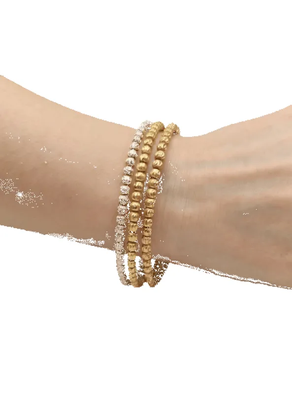 Bracelets triple rang de perles en or blanc jaune et rose 18 kt sold by 58 Facettes