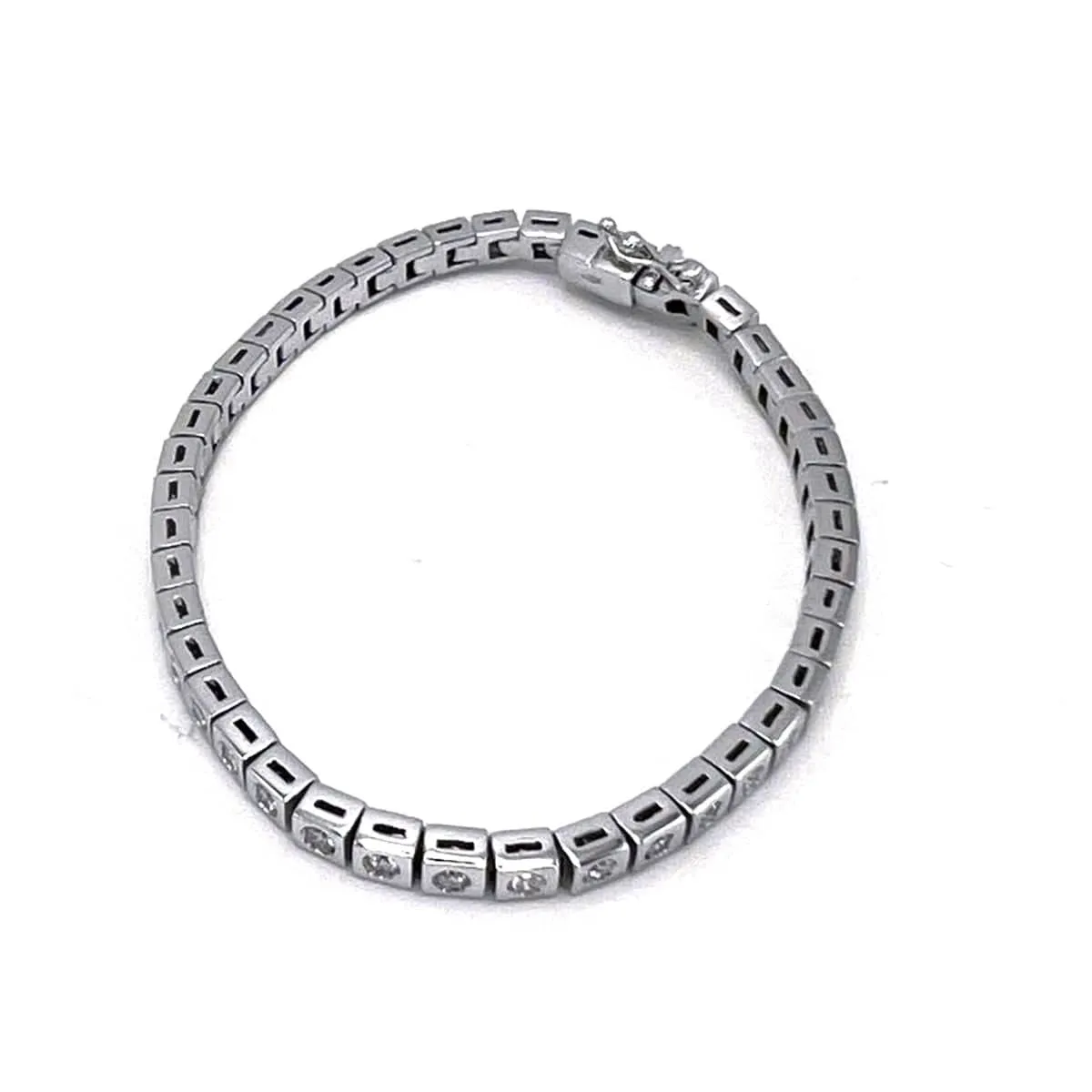 Bracelet Rivière en or blanc avec diamants sold by 58 Facettes product image thumbnail 5