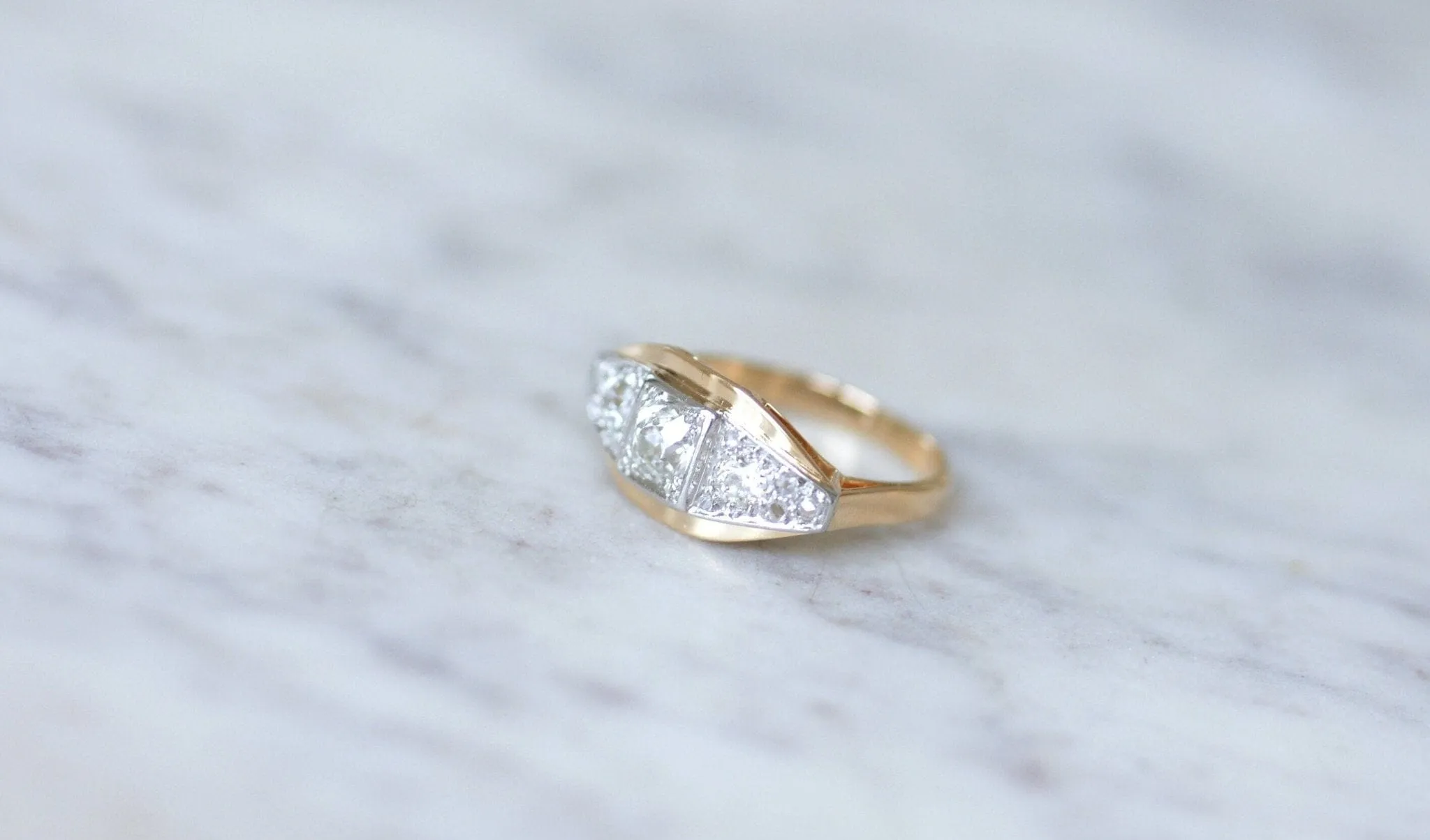 Bague bandeau Art déco en or rose 18k, platine et diamants sold by 58 Facettes product image thumbnail 5