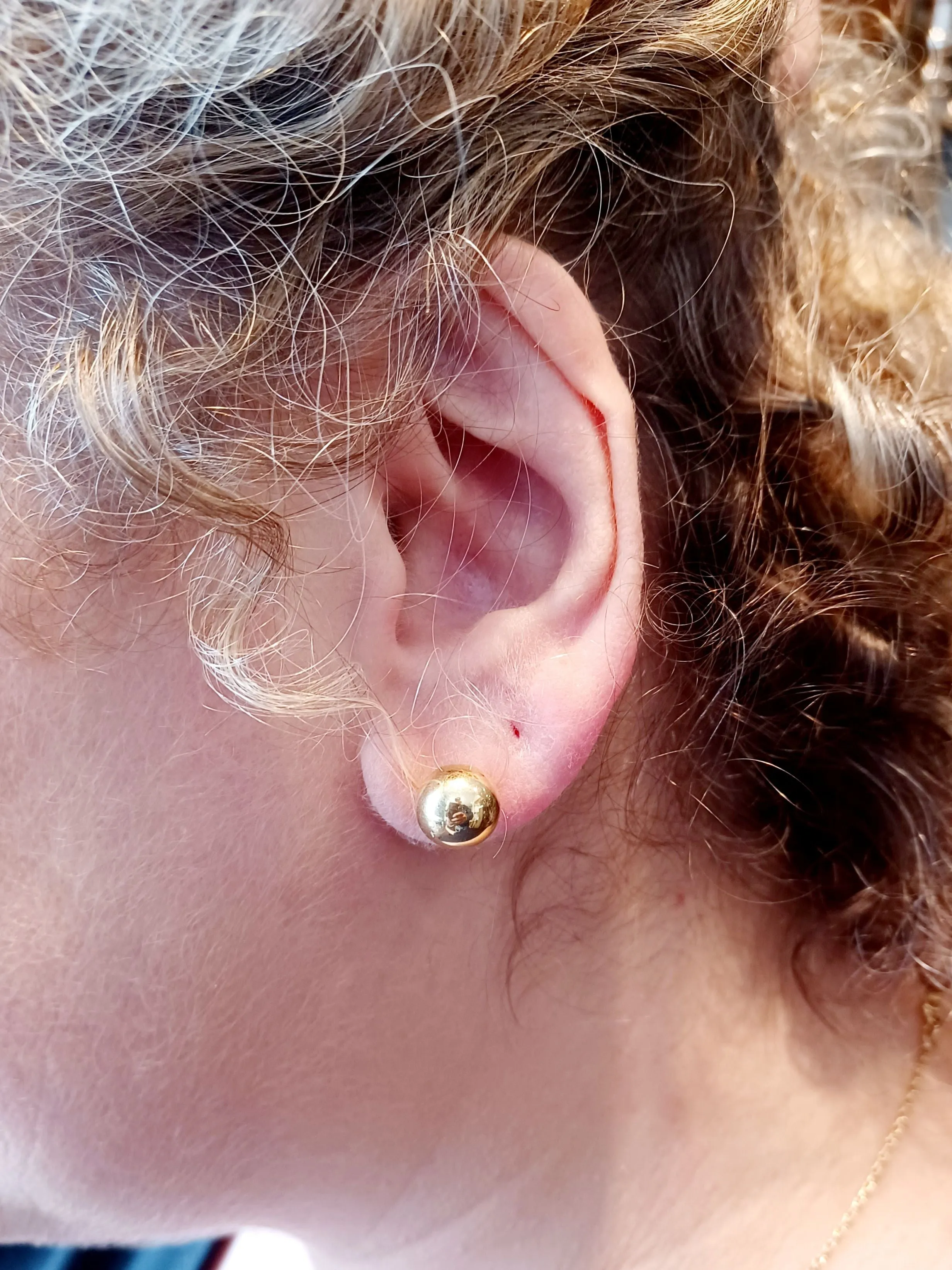 Boucles d'oreilles boules en or jaune sold by 58 Facettes product image thumbnail 2