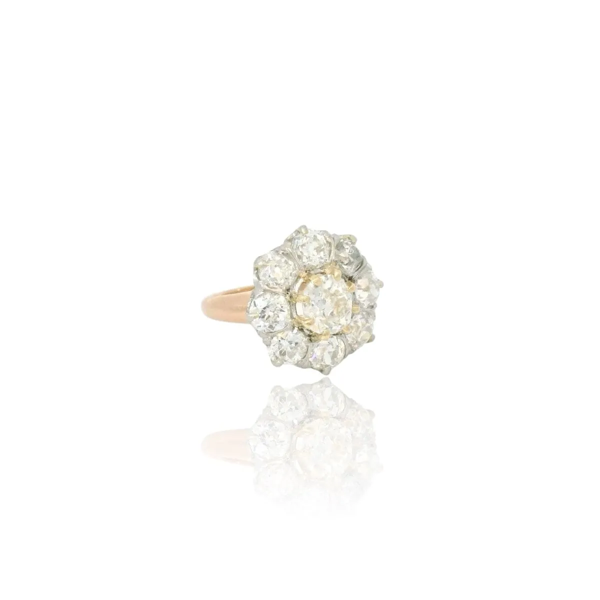 Bague cluster en or blanc et jaune 18k et diamants sold by 58 Facettes product image thumbnail 4