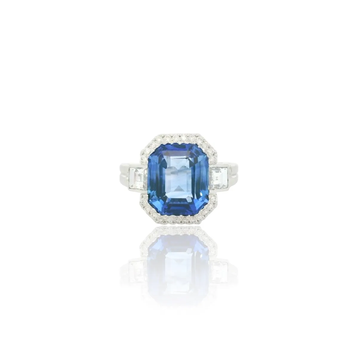 Bague émeraude saphir Ceylan et diamants en or blanc 18k sold by 58 Facettes