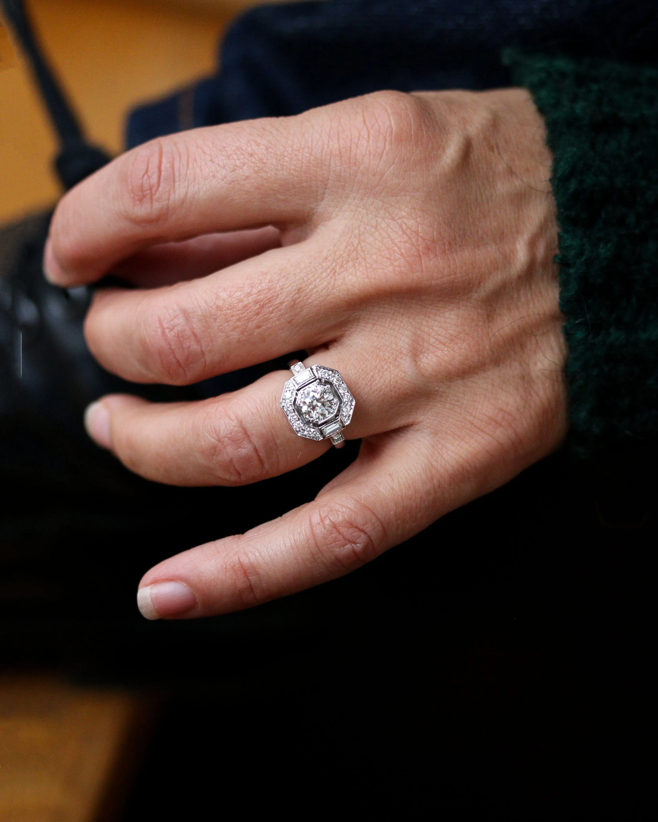 Bague « Carré pans coupés » en or blanc et diamant 1 ct sold by 58 Facettes product image thumbnail 2