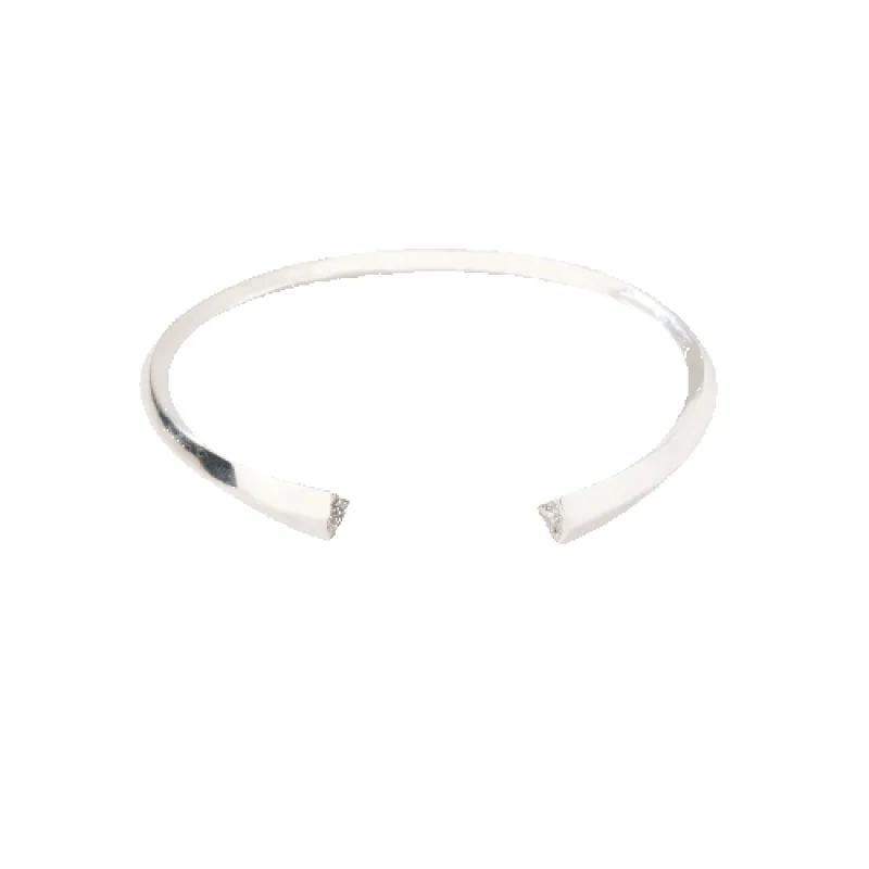 Bracelet jonc ouvert serti de diamants en or gris 18k sold by 58 Facettes