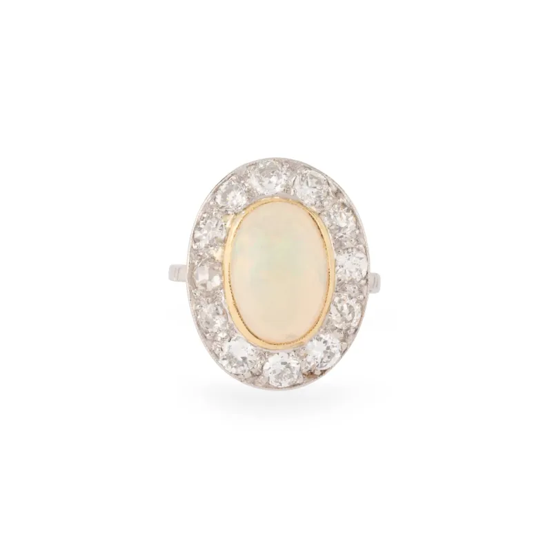 Bague - Bague halo en platine et opale ovale et diamants made by 58 Facettes