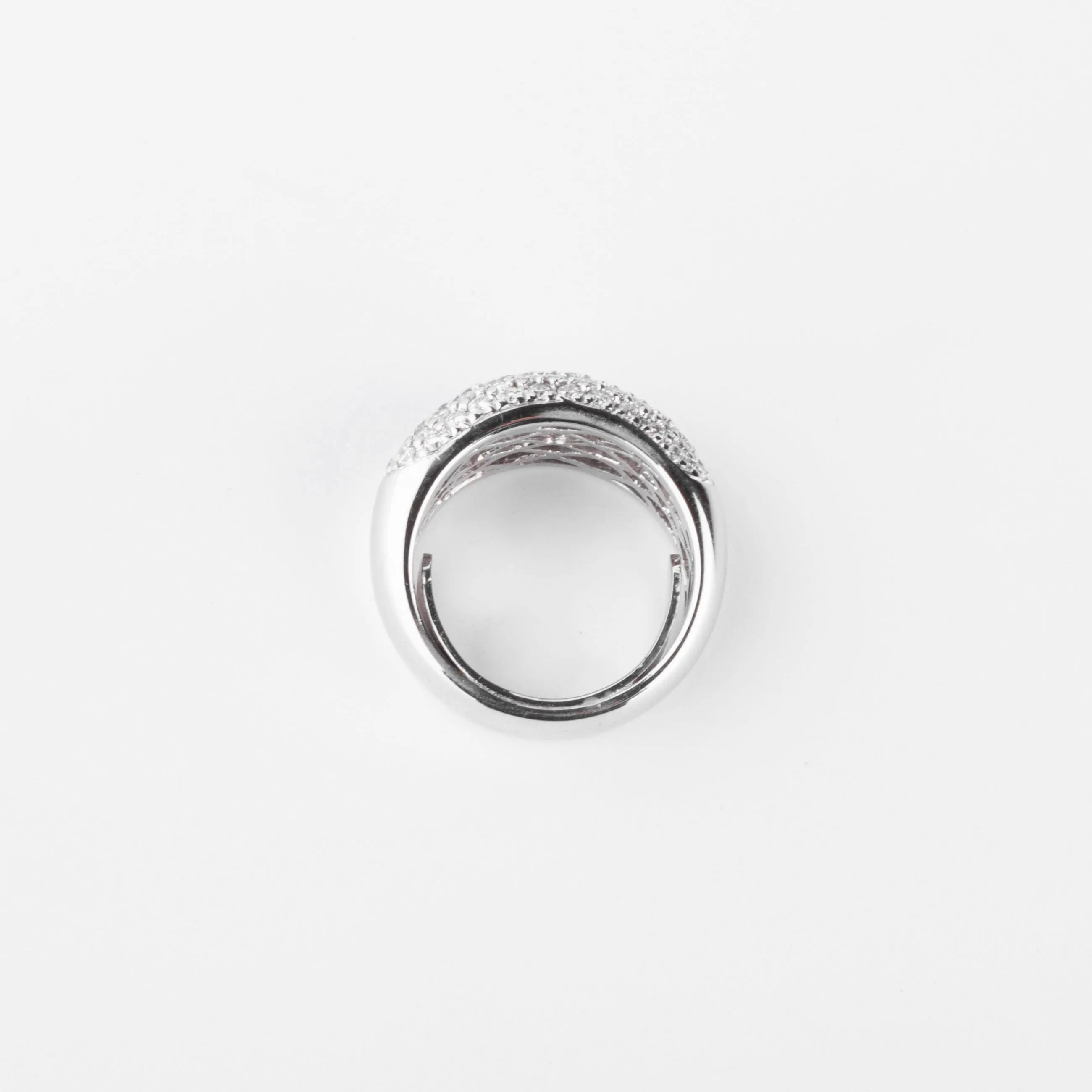 Bague jonc pavée de diamants en or gris 18k sold by 58 Facettes product image thumbnail 5