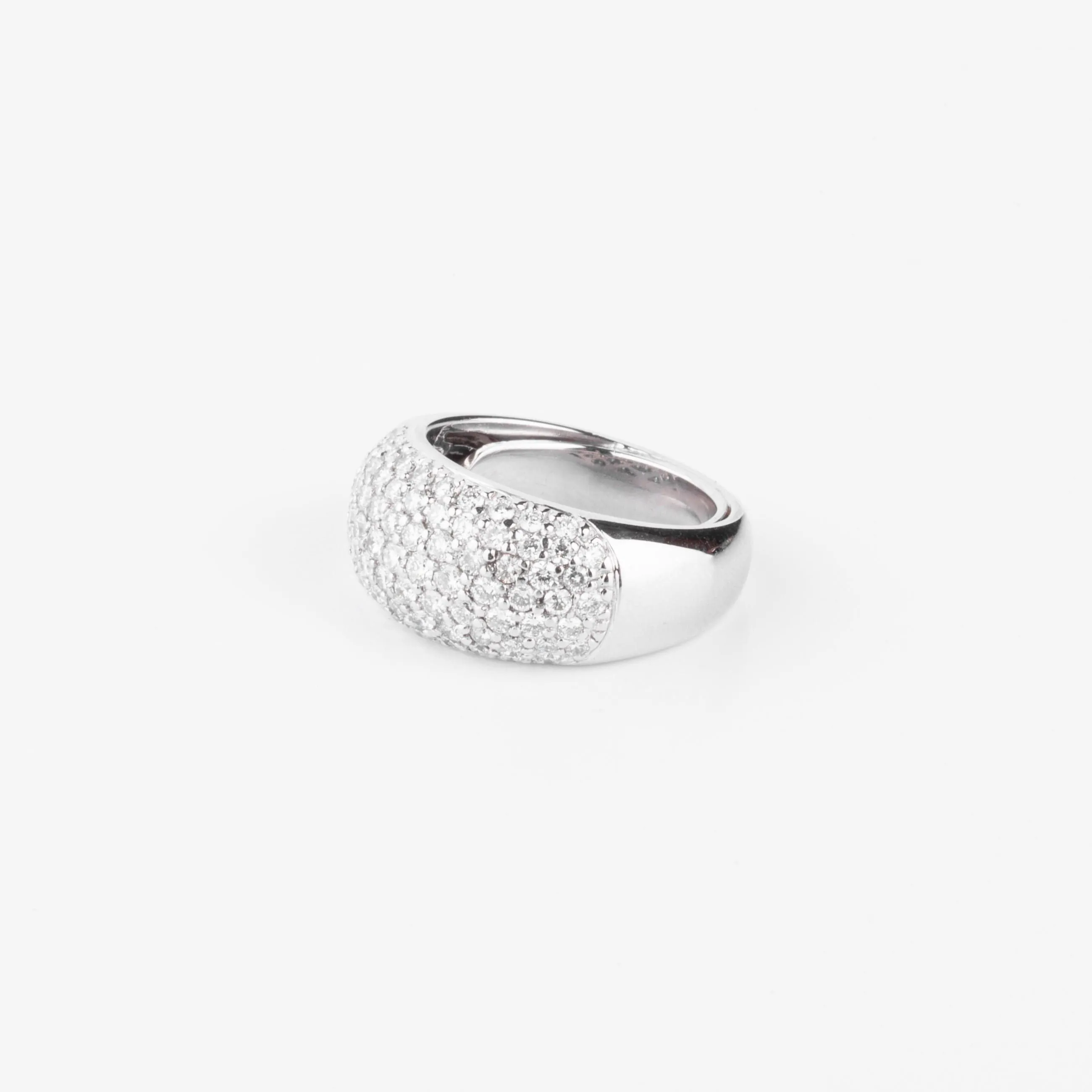 Bague jonc pavée de diamants en or gris 18k sold by 58 Facettes product image thumbnail 3