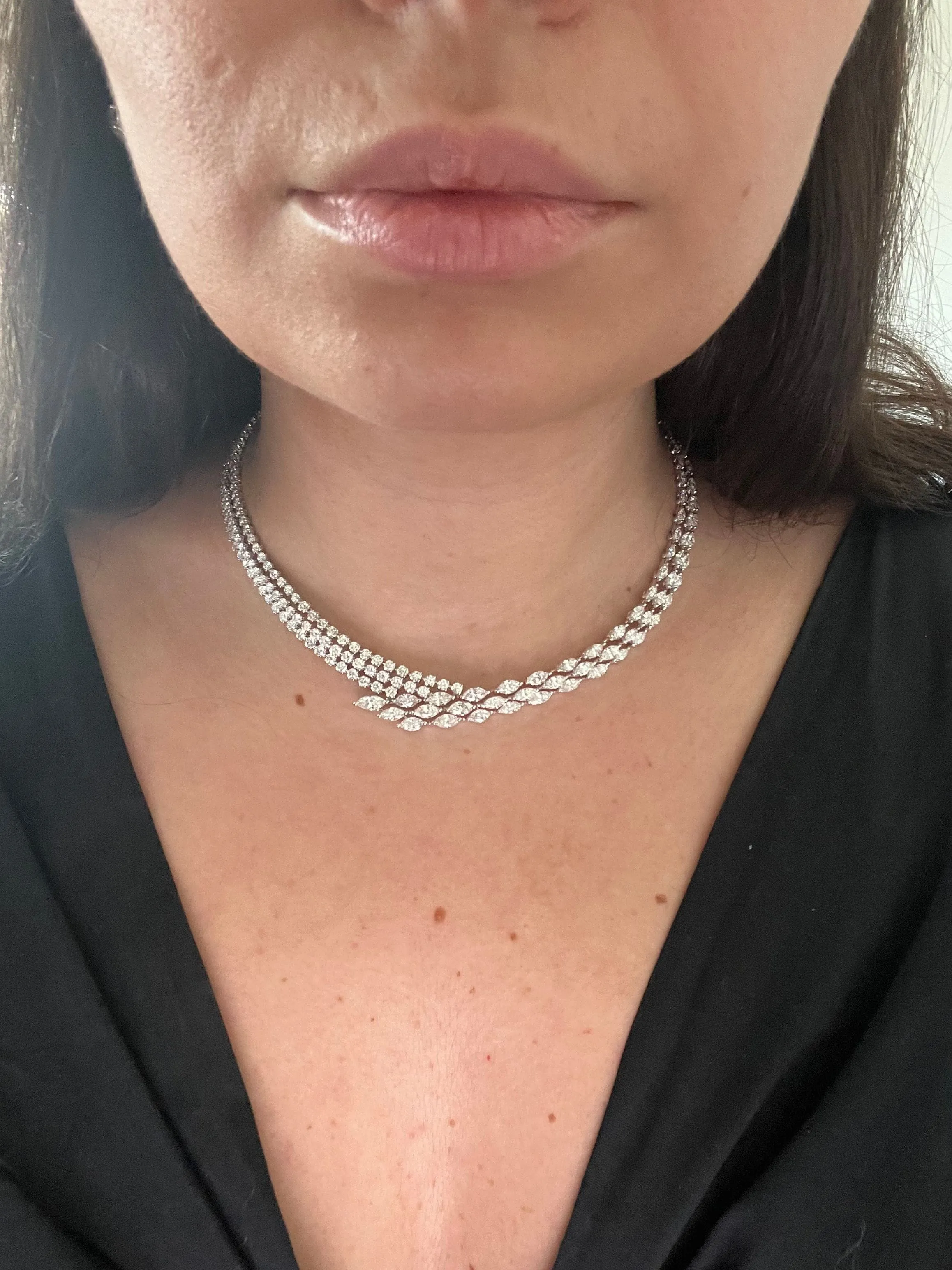 Marquise & Round Diamond high-end necklace sold by 58 Facettes product image thumbnail 2