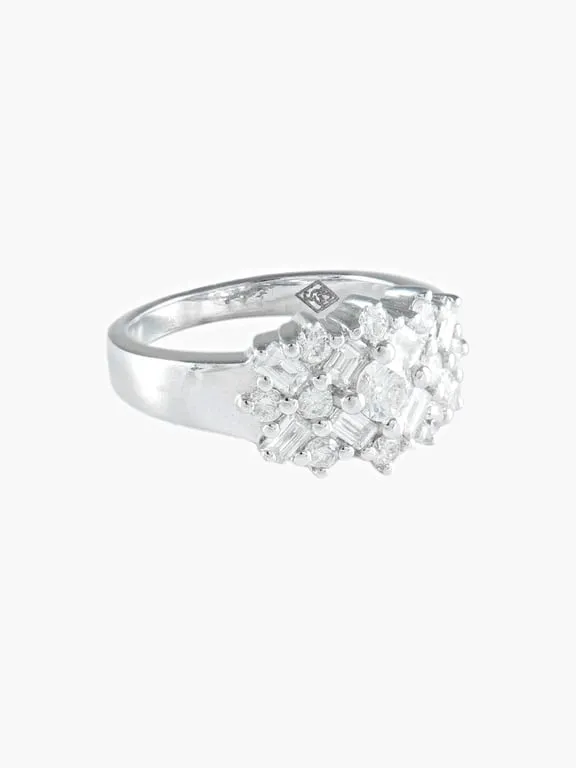 Bague solitaire pavée en or gris et diamants 0,99 ct sold by 58 Facettes product image thumbnail 4