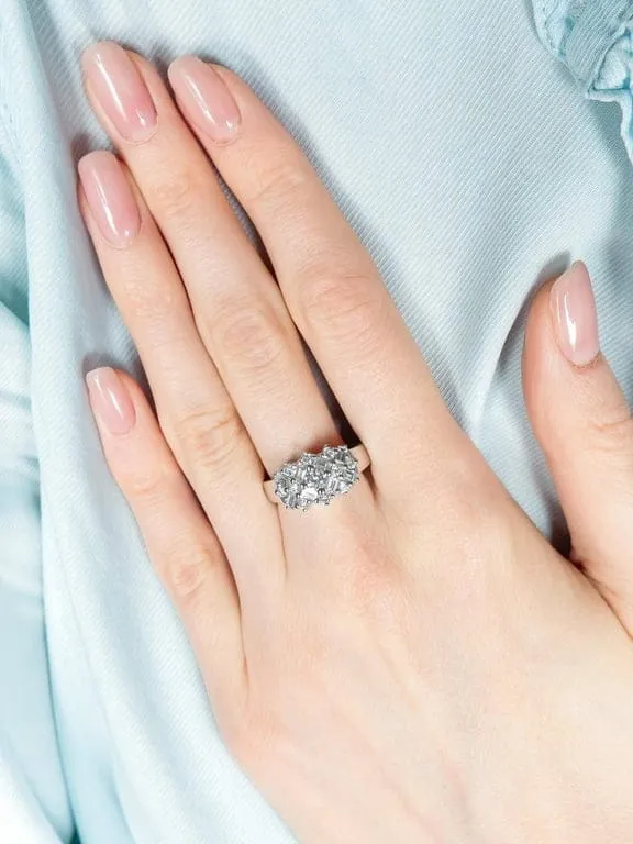 Bague solitaire pavée en or gris et diamants 0,99 ct sold by 58 Facettes product image thumbnail 2