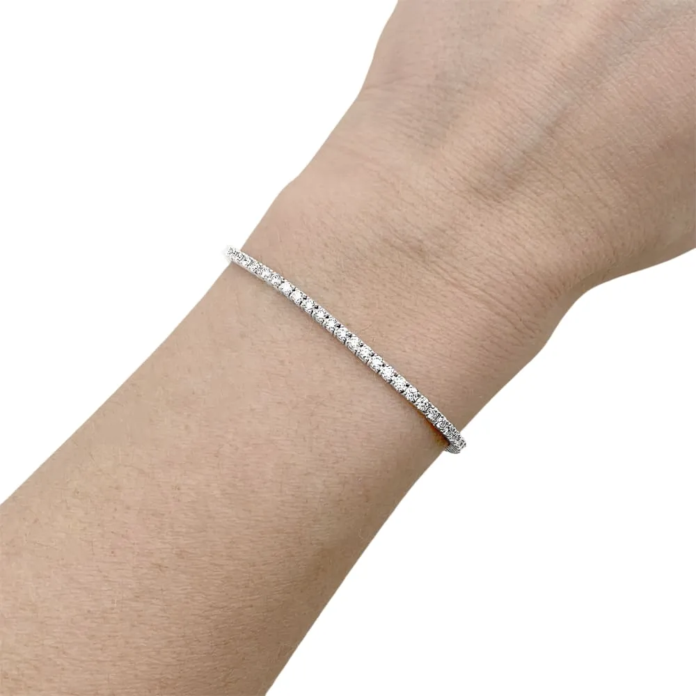 Bracelet ligne, or blanc et diamants. sold by 58 Facettes product image thumbnail 5