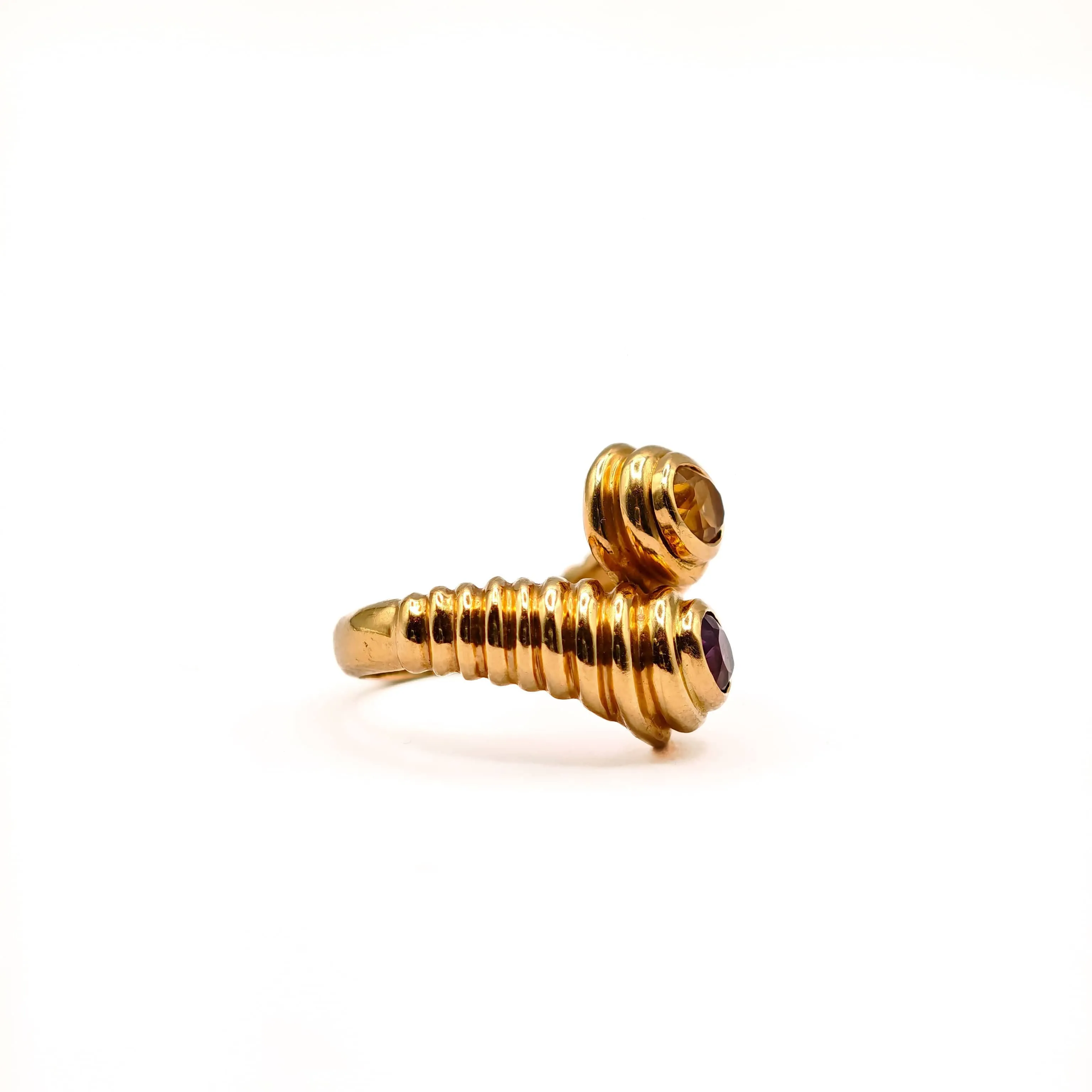 Bague vintage en or jaune 18 carats, citrine et améthyste sold by 58 Facettes product image thumbnail 4