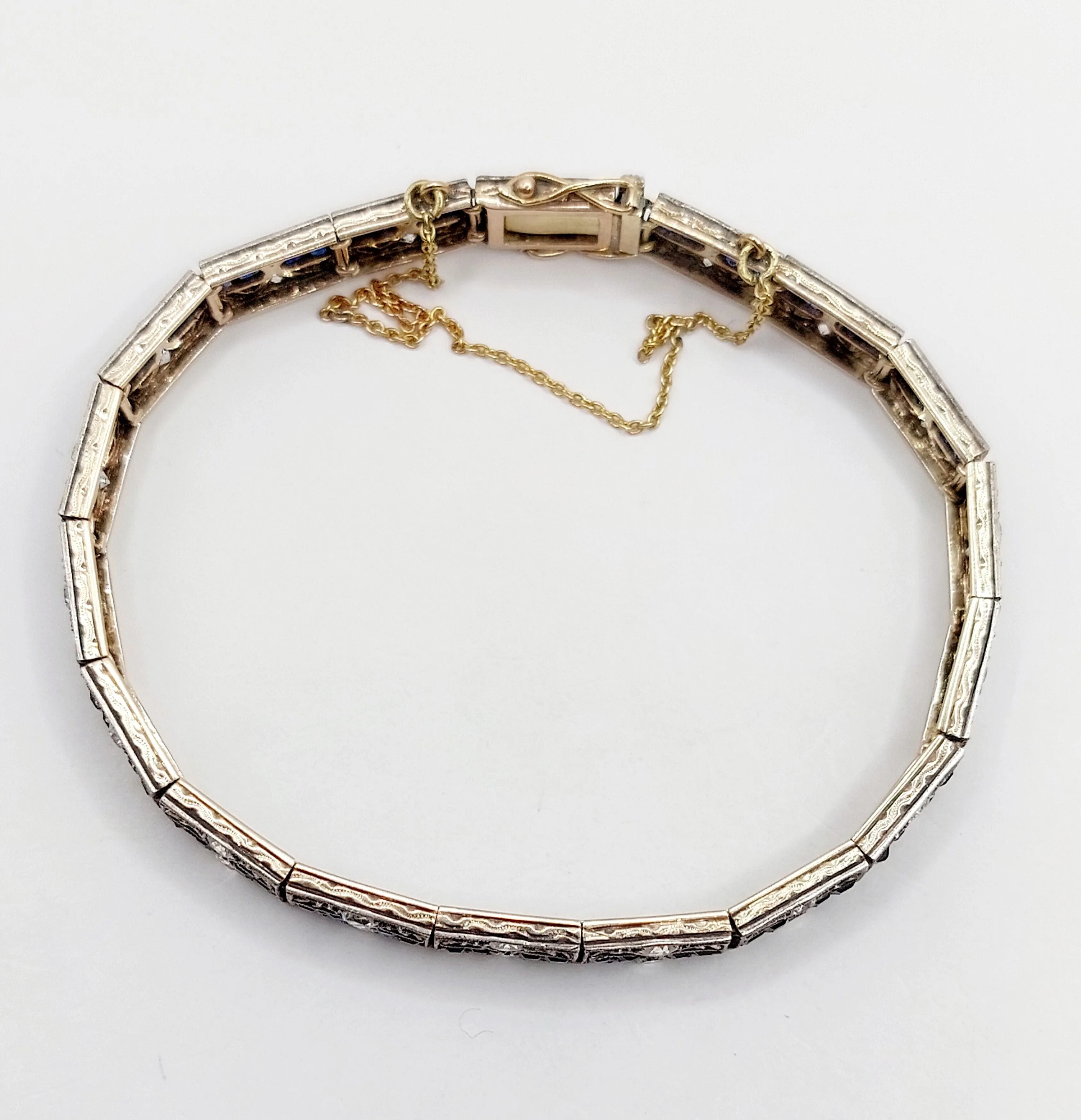Bracelet Art déco en or 14k et argent, diamants et saphirs calibrés sold by 58 Facettes product image thumbnail 4