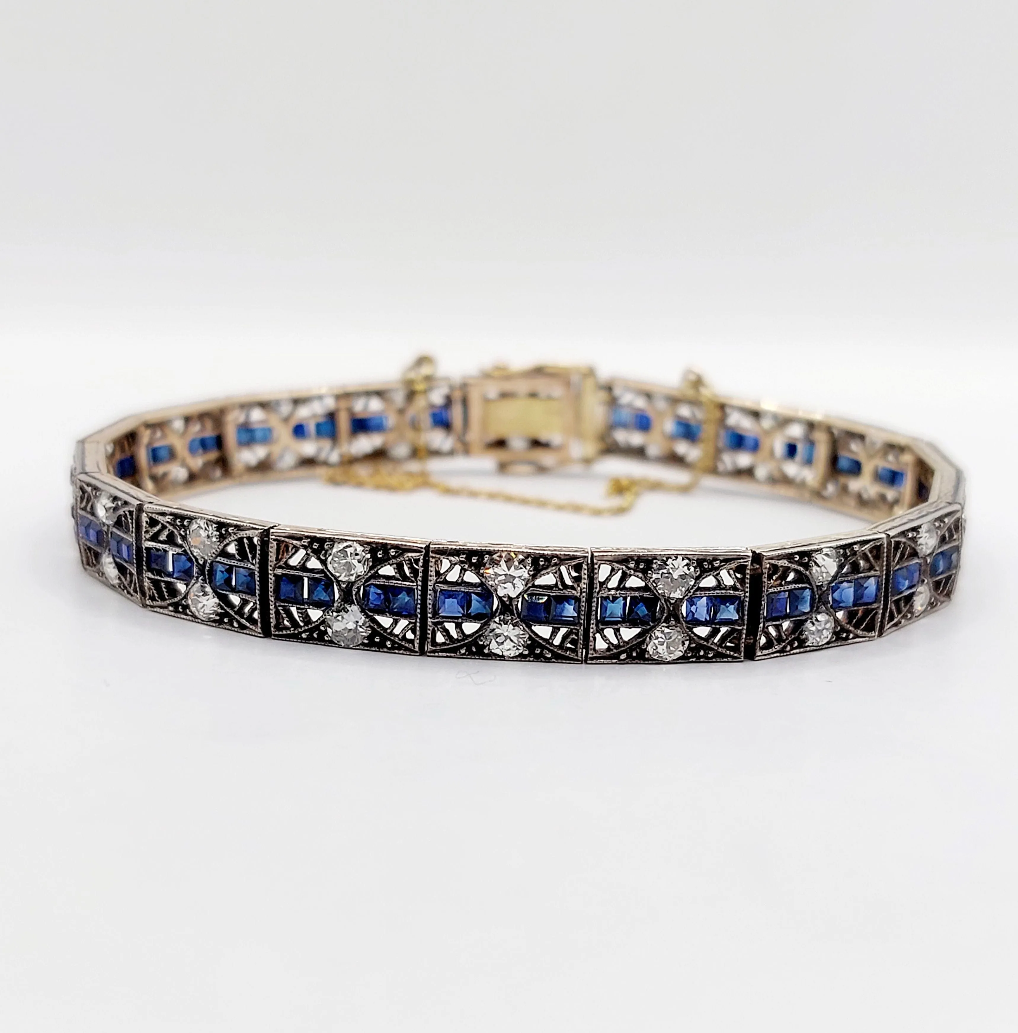 Bracelet Art déco en or 14k et argent, diamants et saphirs calibrés sold by 58 Facettes product image thumbnail 3