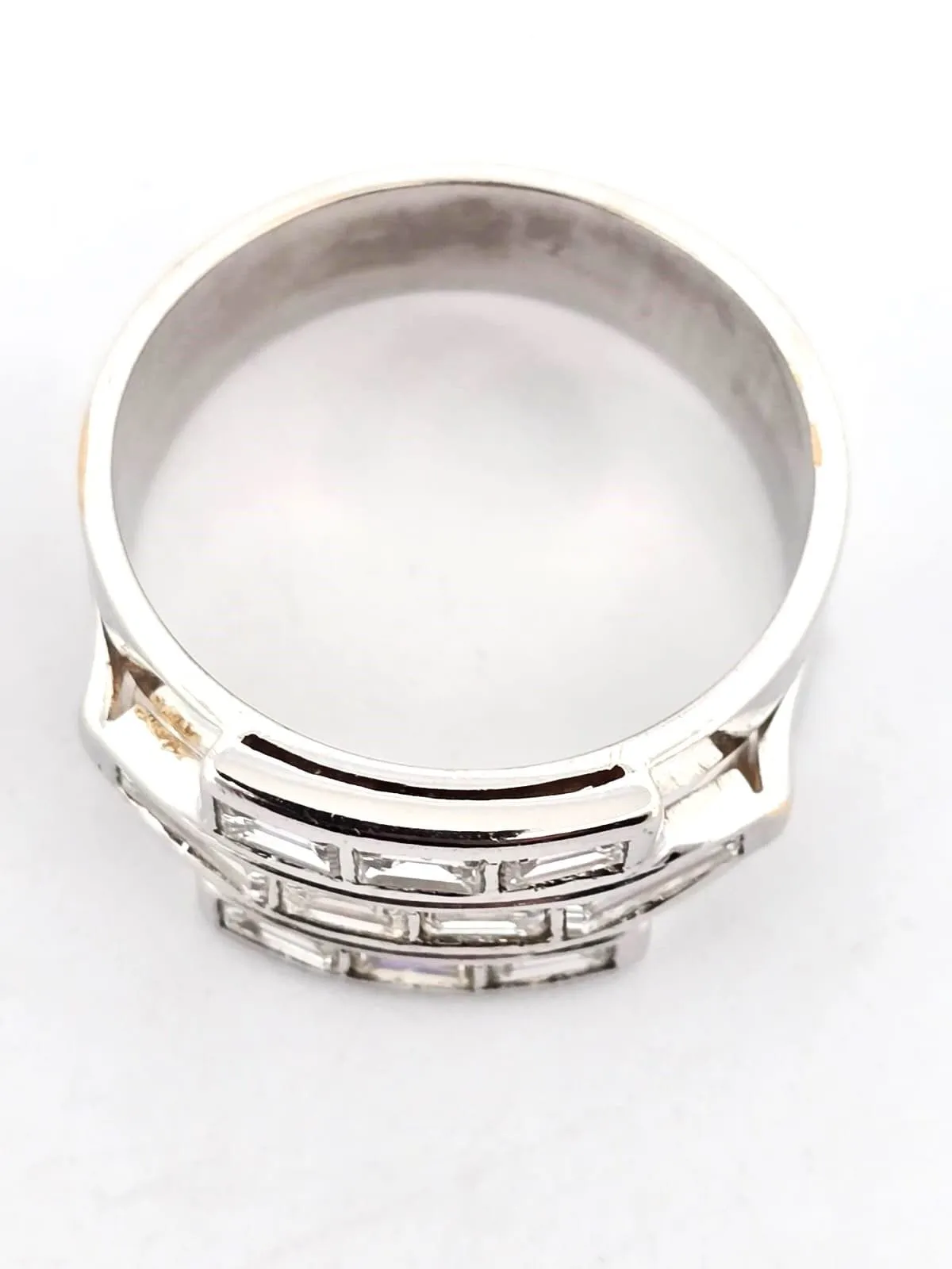 Bague en or blanc sertie de diamants taille baguette sold by 58 Facettes product image thumbnail 3