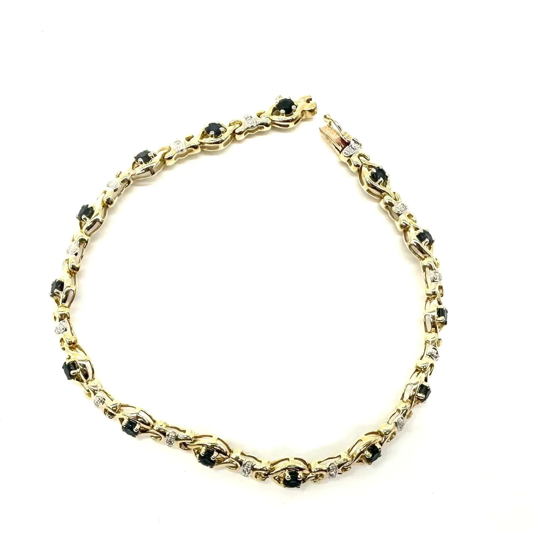 Bracelet en or jaune 18K avec saphirs et diamants sold by 58 Facettes product image thumbnail 4