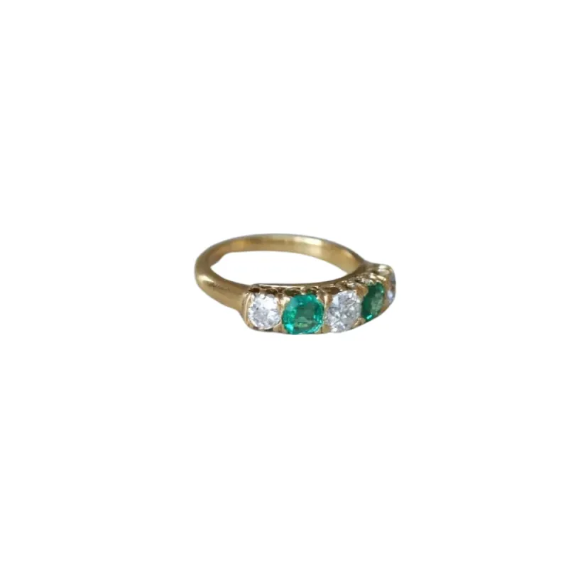 Bague jarretière or jaune émeraudes et diamants sold by 58 Facettes