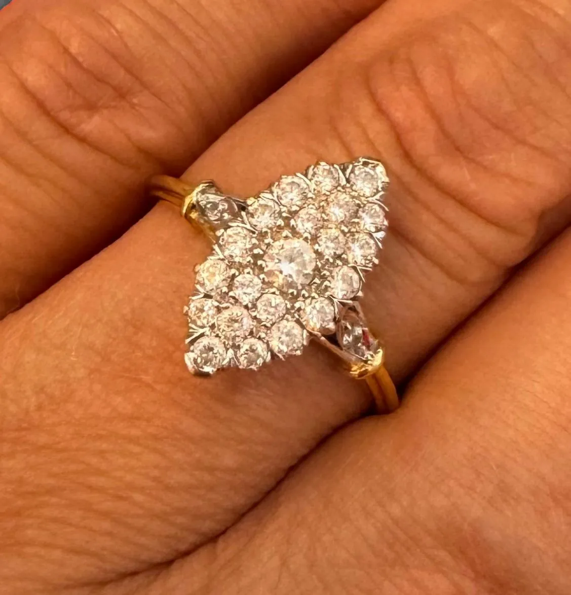 Bague or jaune diamants marquise sold by 58 Facettes product image thumbnail 2